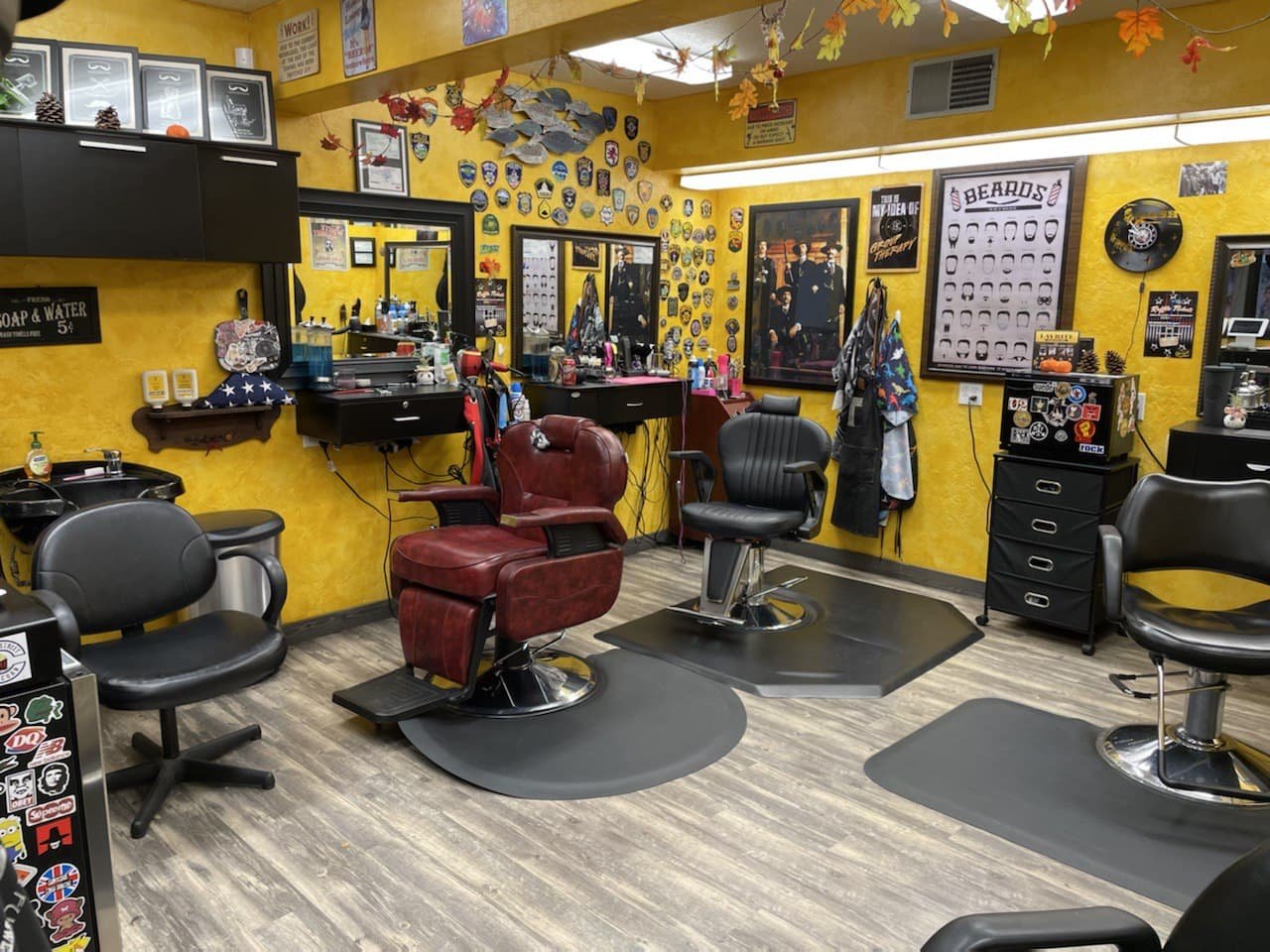 What's in a name? Las Vegas barber keeps grandfather's legacy alive