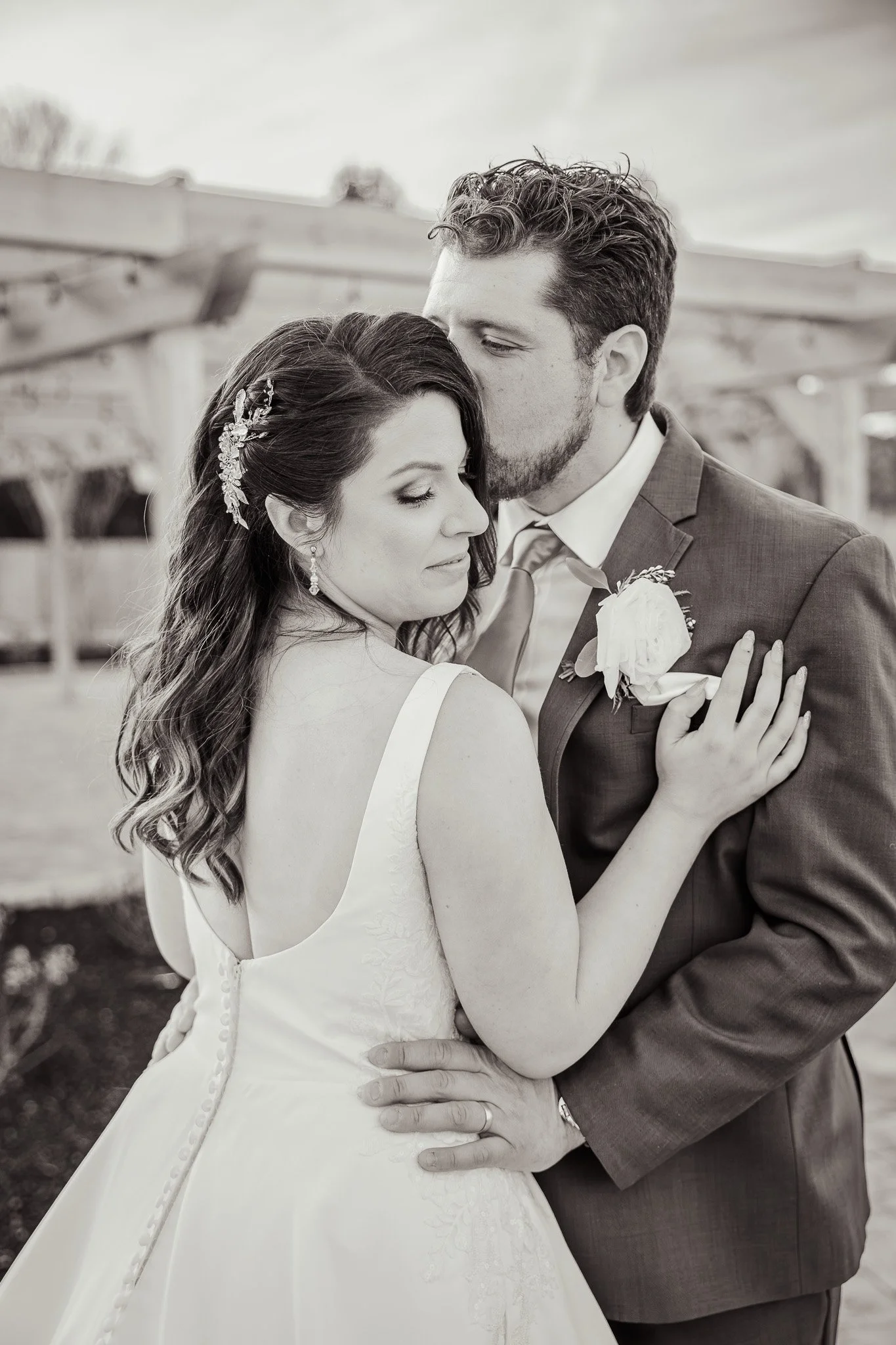 the barn at villa venezia wedding-2.jpg