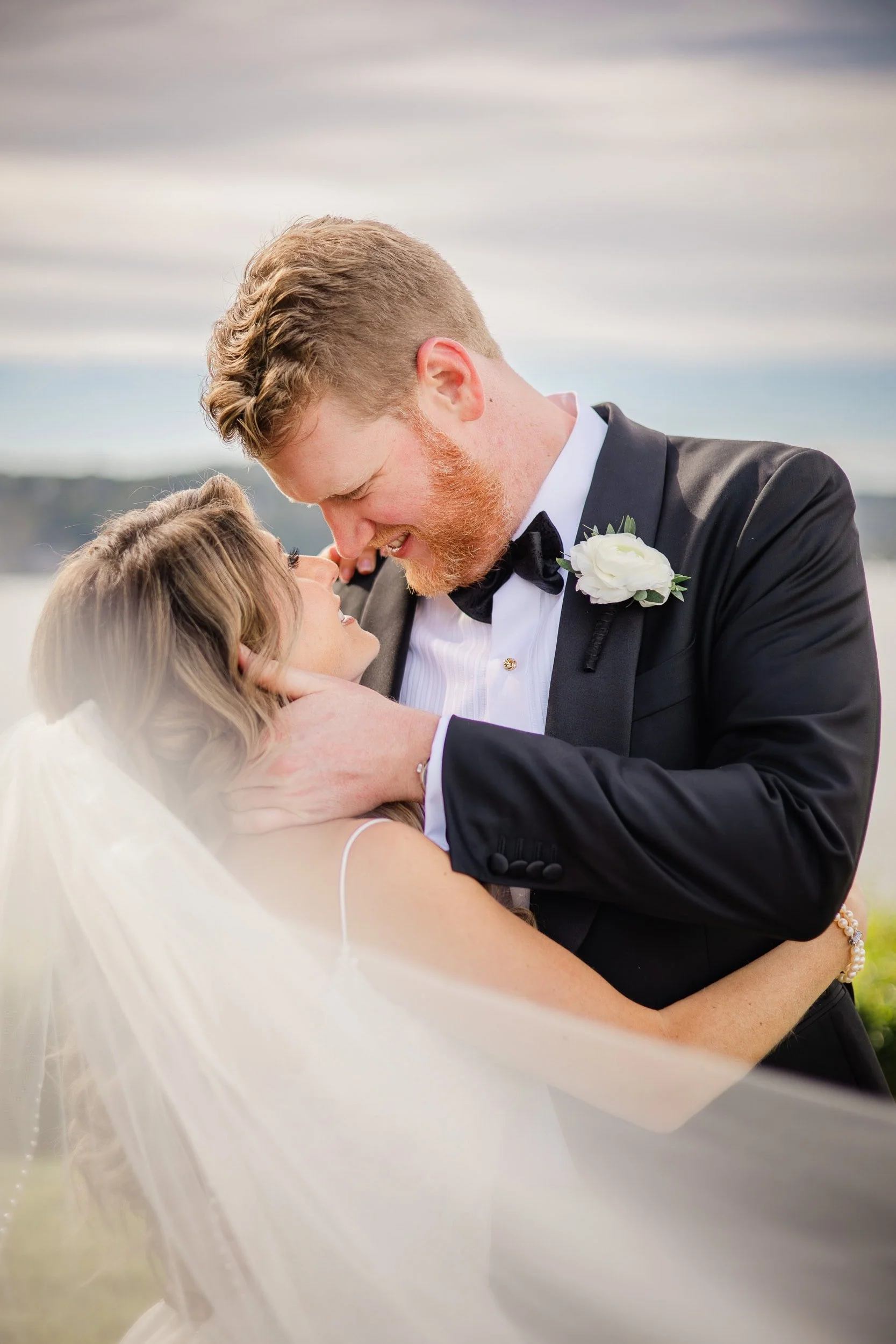 A Candlewood Inn Fall Wedding photographed by Stellar Films & Photography