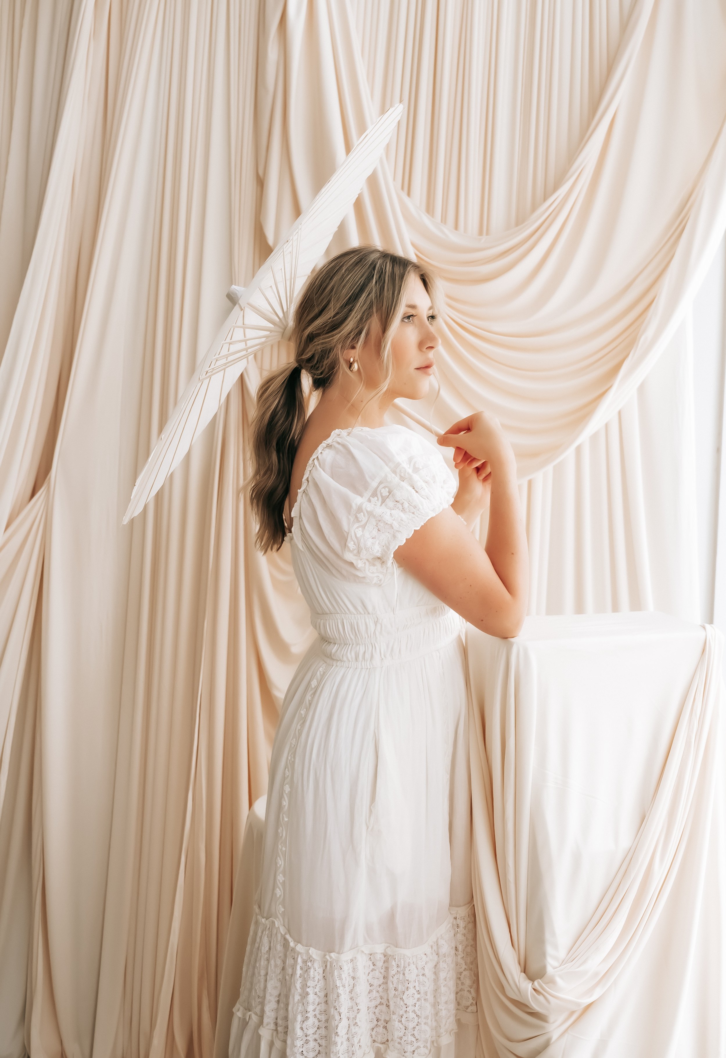 MADYSON - PARASOL-4.jpg