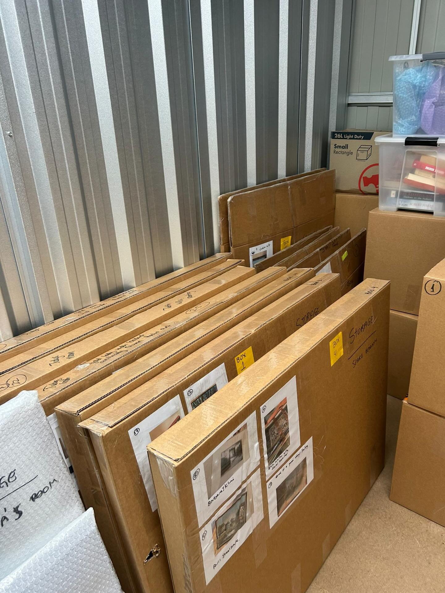 ARE you moving to Storage for a long period of time and need a detailed  inventory and labelling? WE do it all. We even organise the storage and can oversee upload/unload.
#organise 
#dont
#agonise