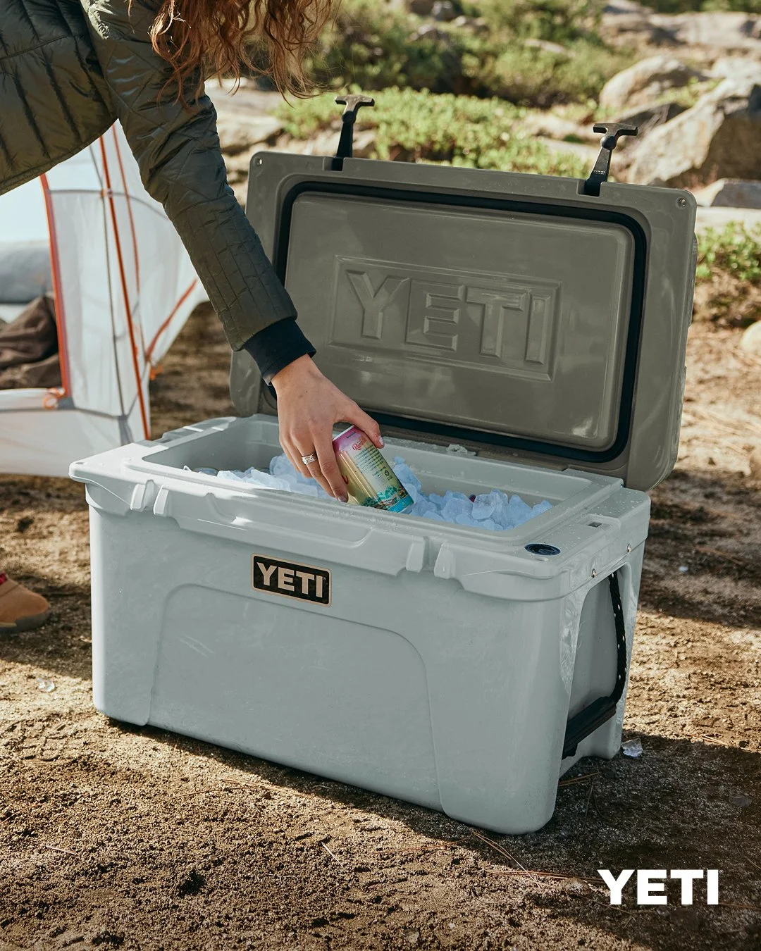 YETI_WHSL_Ridgeline_IGCarousel_1080x1350_05.jpg