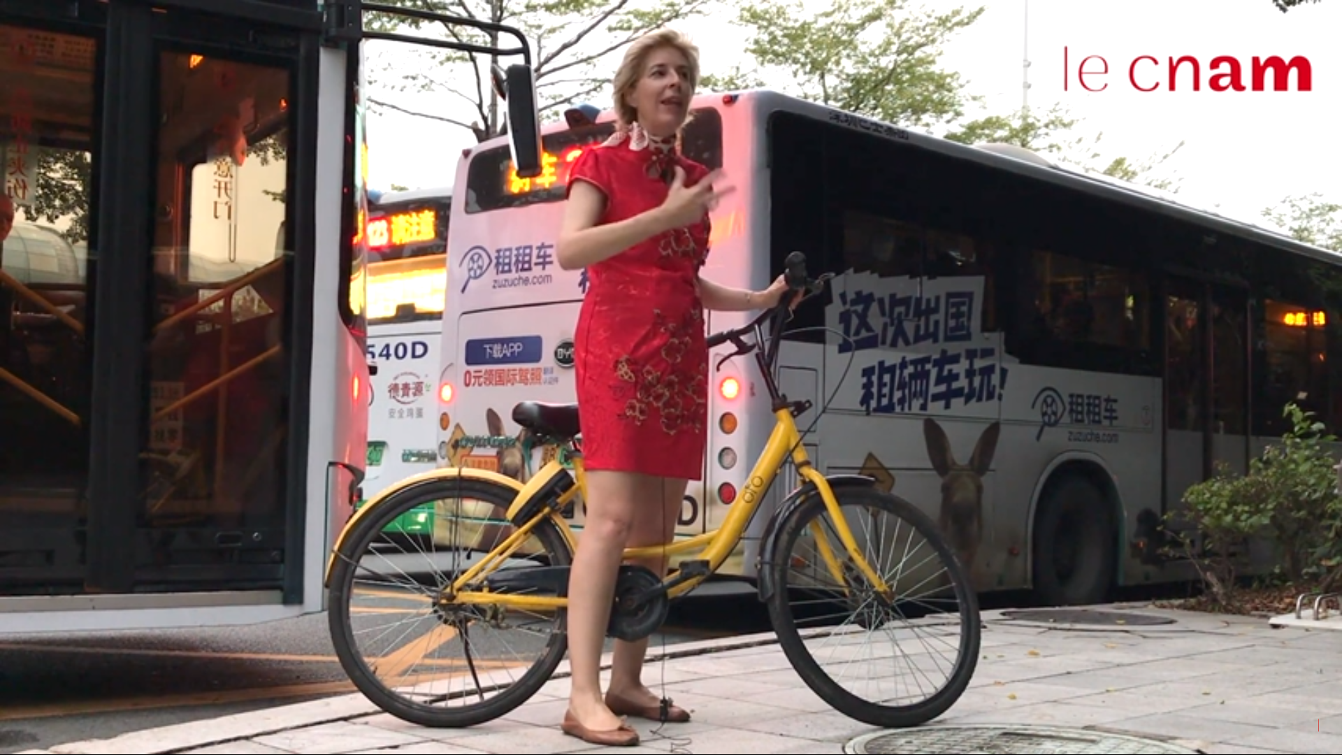 Teaser du Mooc « L'Intelligence Artificielle pour les managers et leurs équipes »