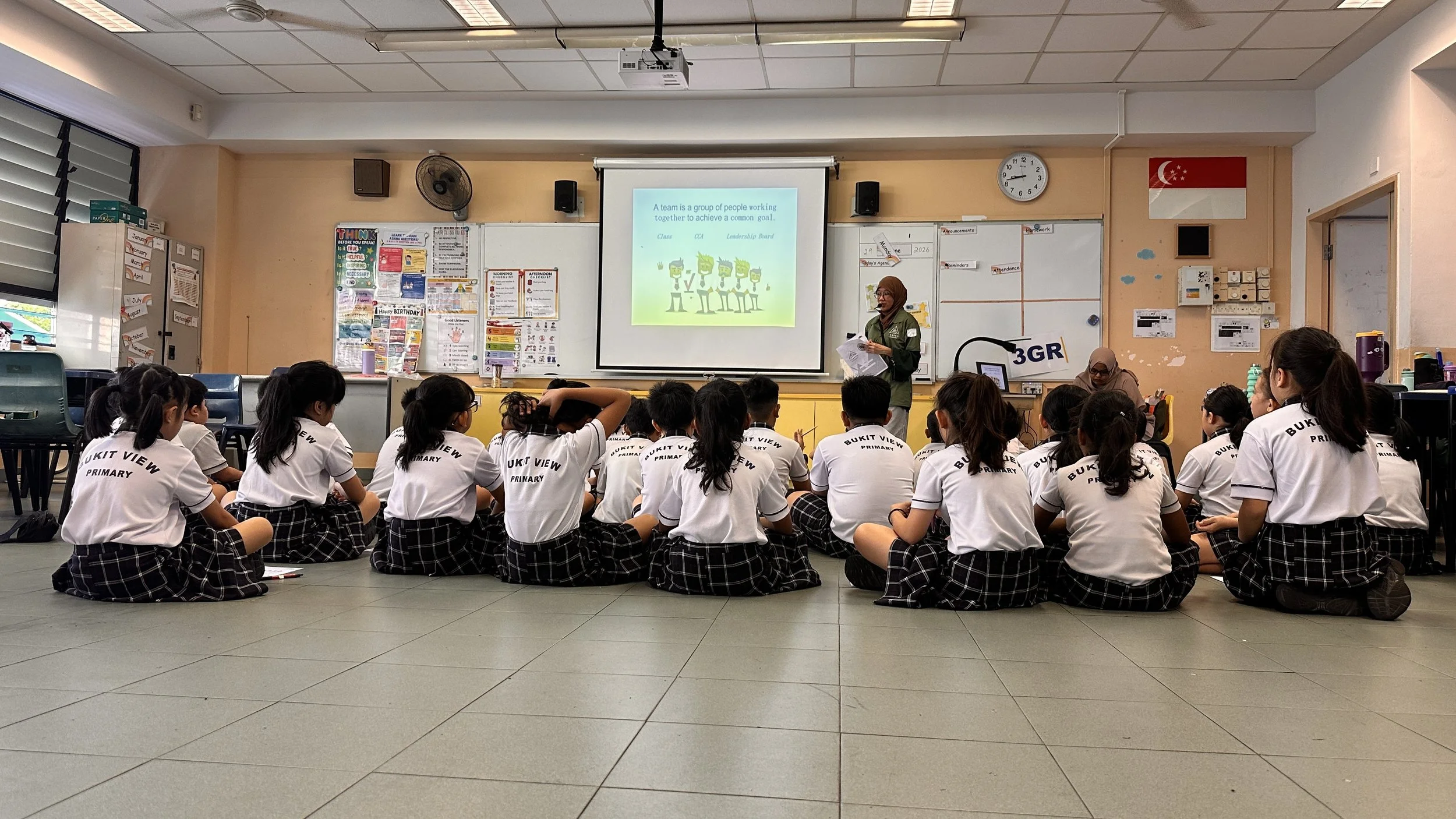 Bukit View Primary Team Building Programme | Leaven Academy Case Study