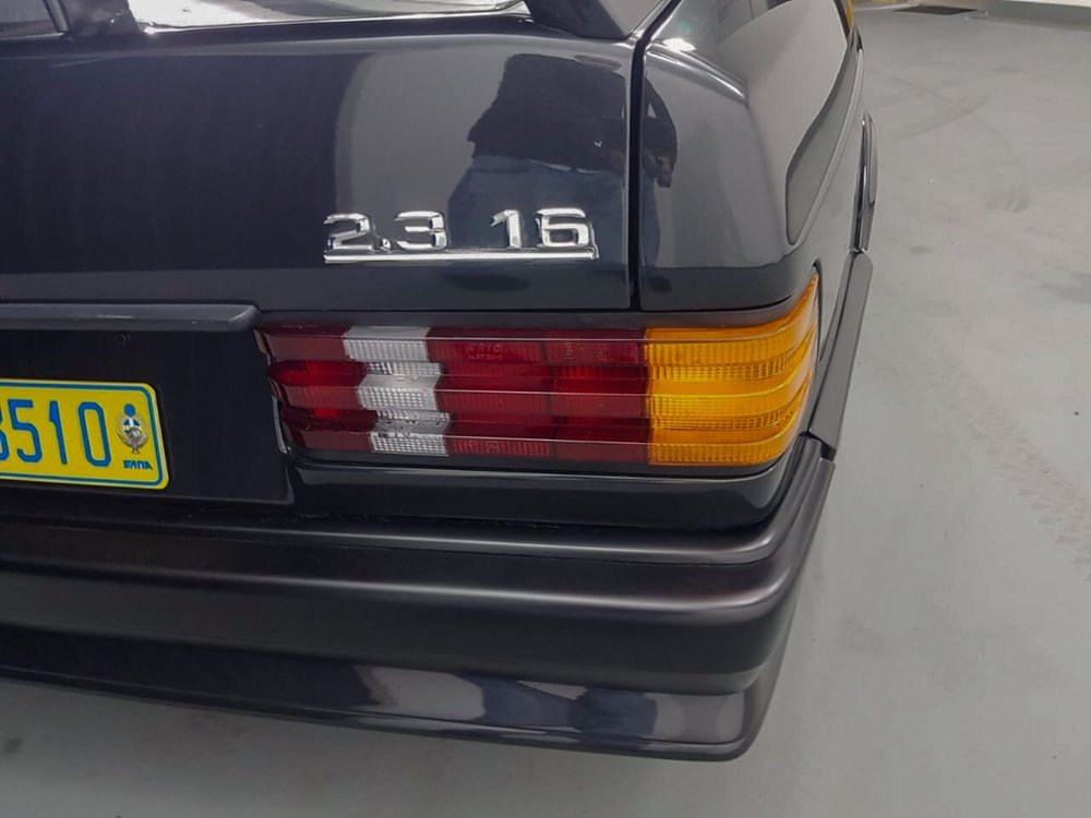 Mercedes+190E+-+Restored+--15.jpg