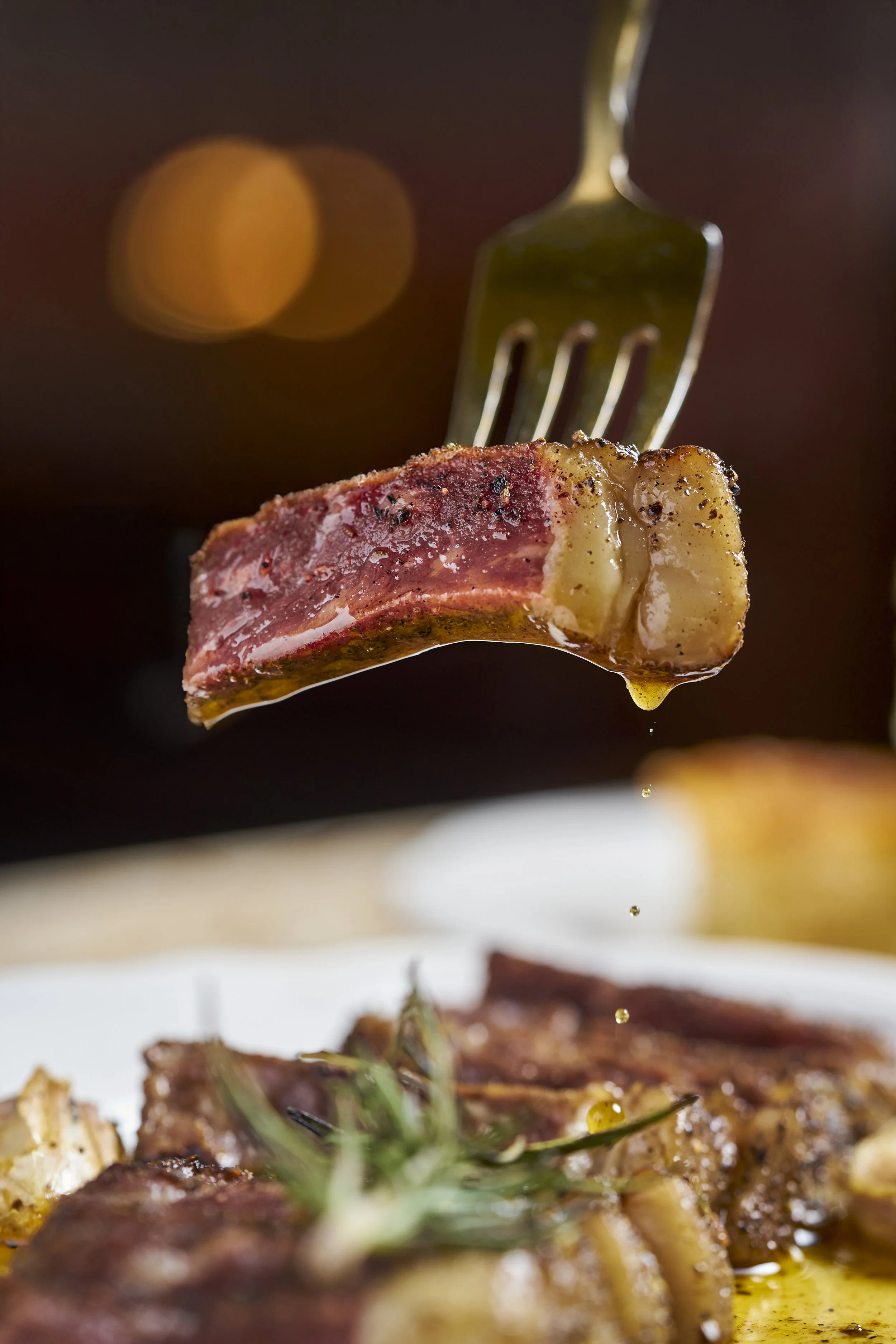 AOM 251120253109.jpg