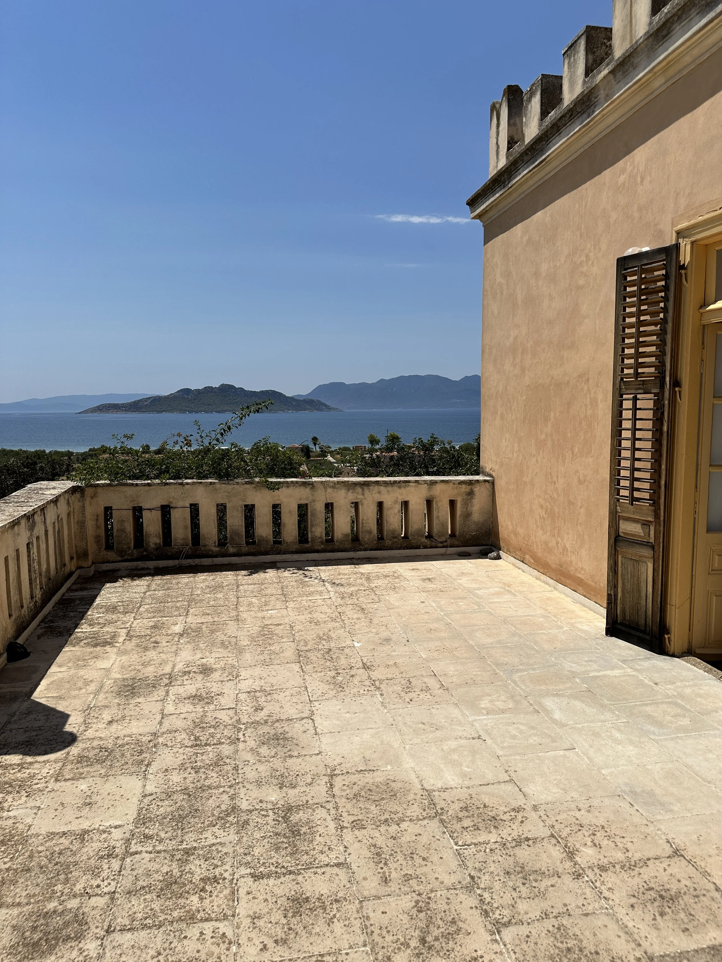 Late Summer The Turning Point Retreat with Mateusz Saturday – Wednesday, 26–30 September 2026  Pistachio Island (Aegina) in Greece