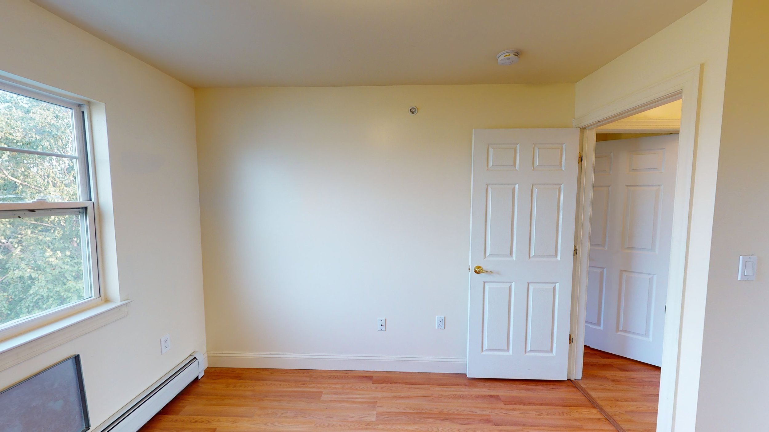 Lighthouse-Court-Apartment-10242021_230845.jpg
