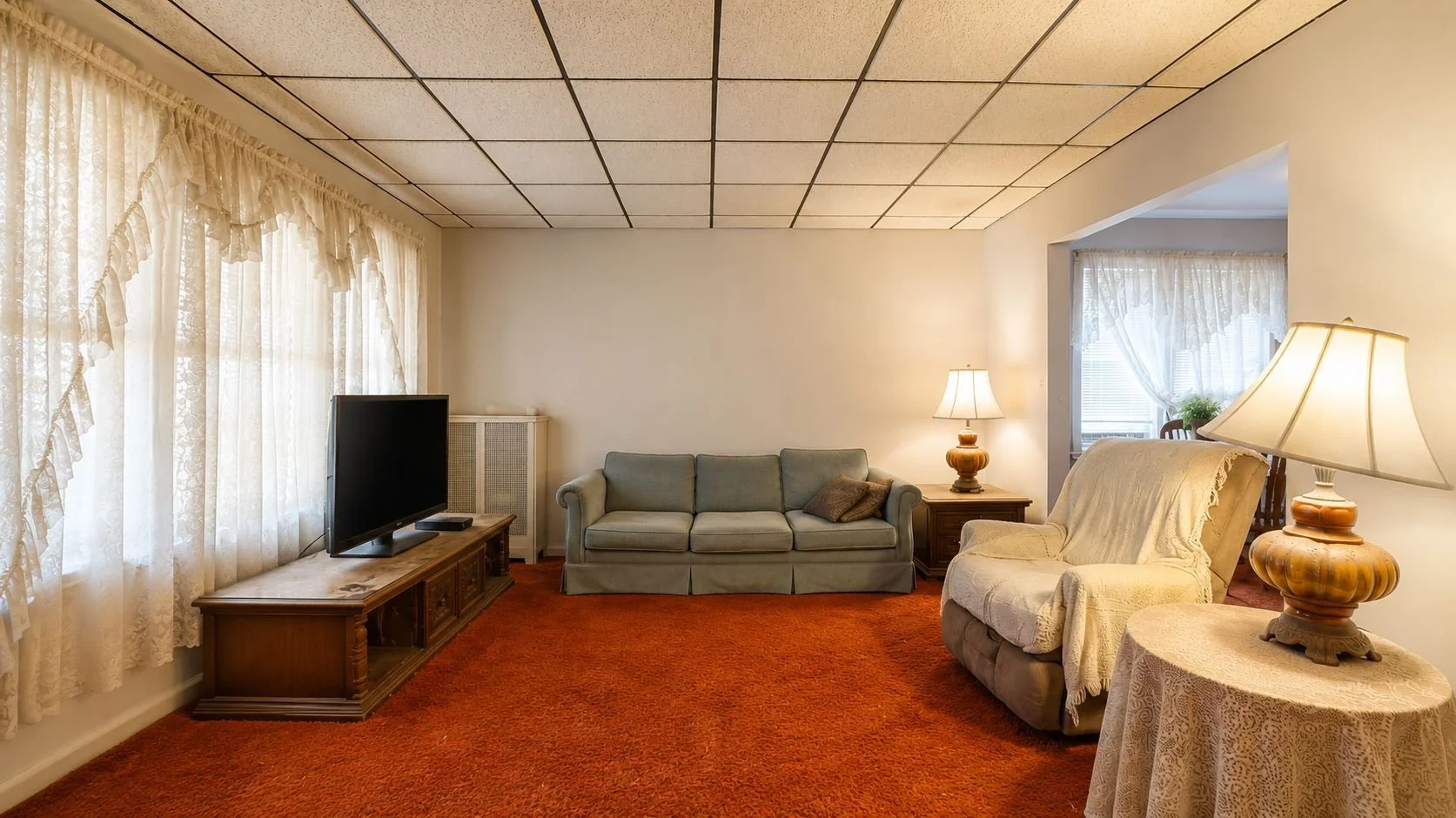20 - 91-20 87th Street - Decluttered.jpg