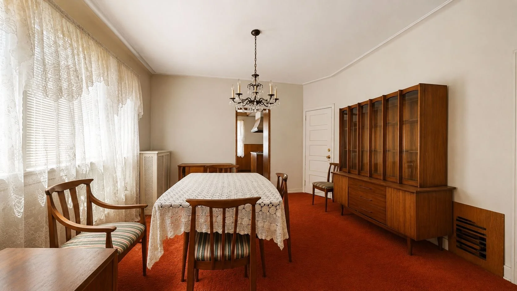 39 - 91-20 87th Street - Decluttered.jpg