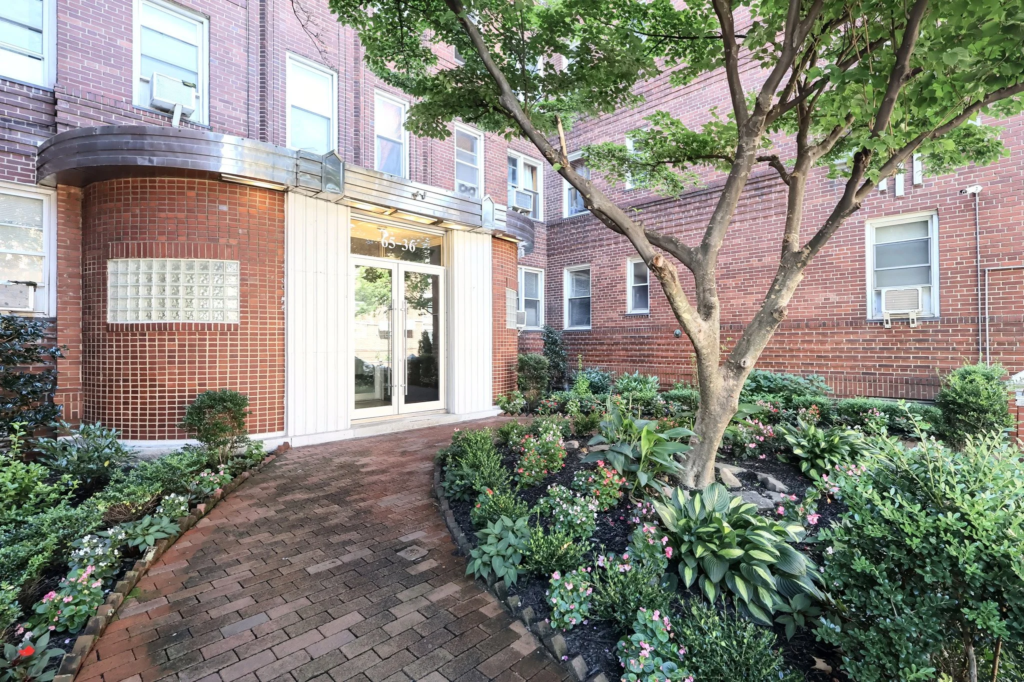 65-36-Wetherole-Street-101-Rego-Park-COURTYARD-ENTRANCE-2.jpg