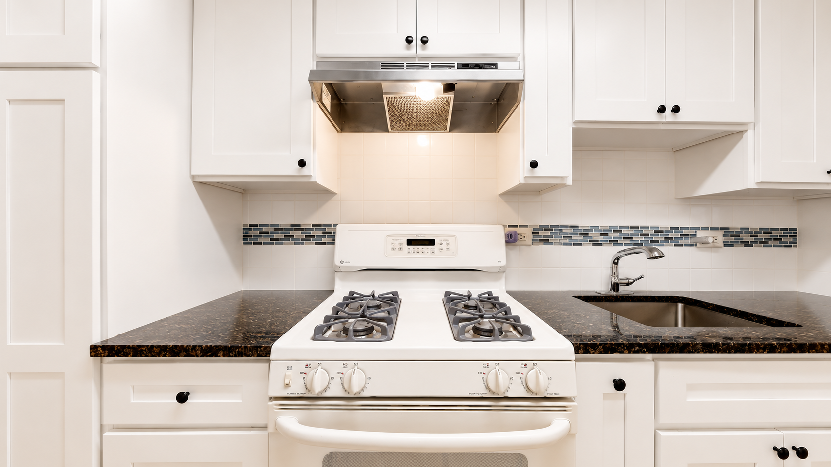 11 - 84-20 153rd Avenue 4C - Enhanced.png