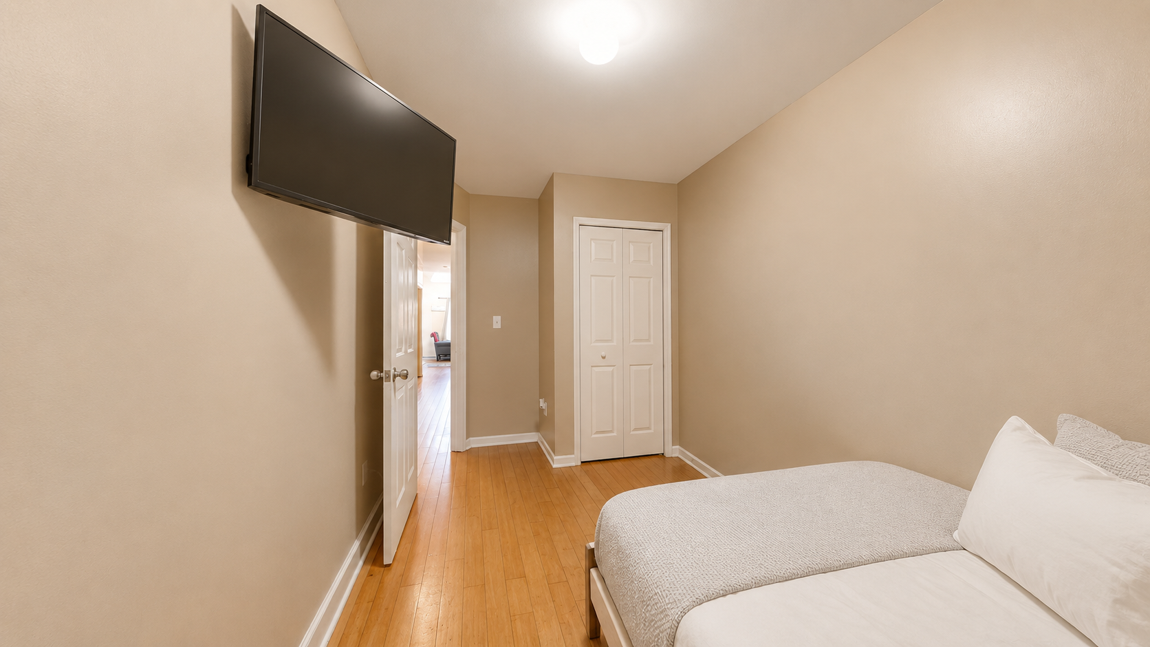 36 - 244A MacDougal Street Decluttered.png