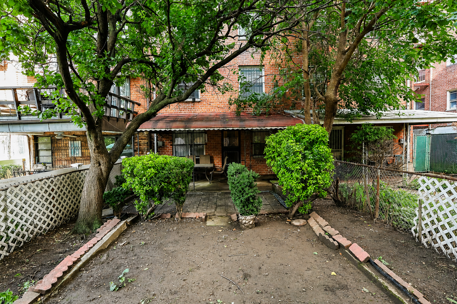 36 - 32-18 70th Street - Enhanced.png