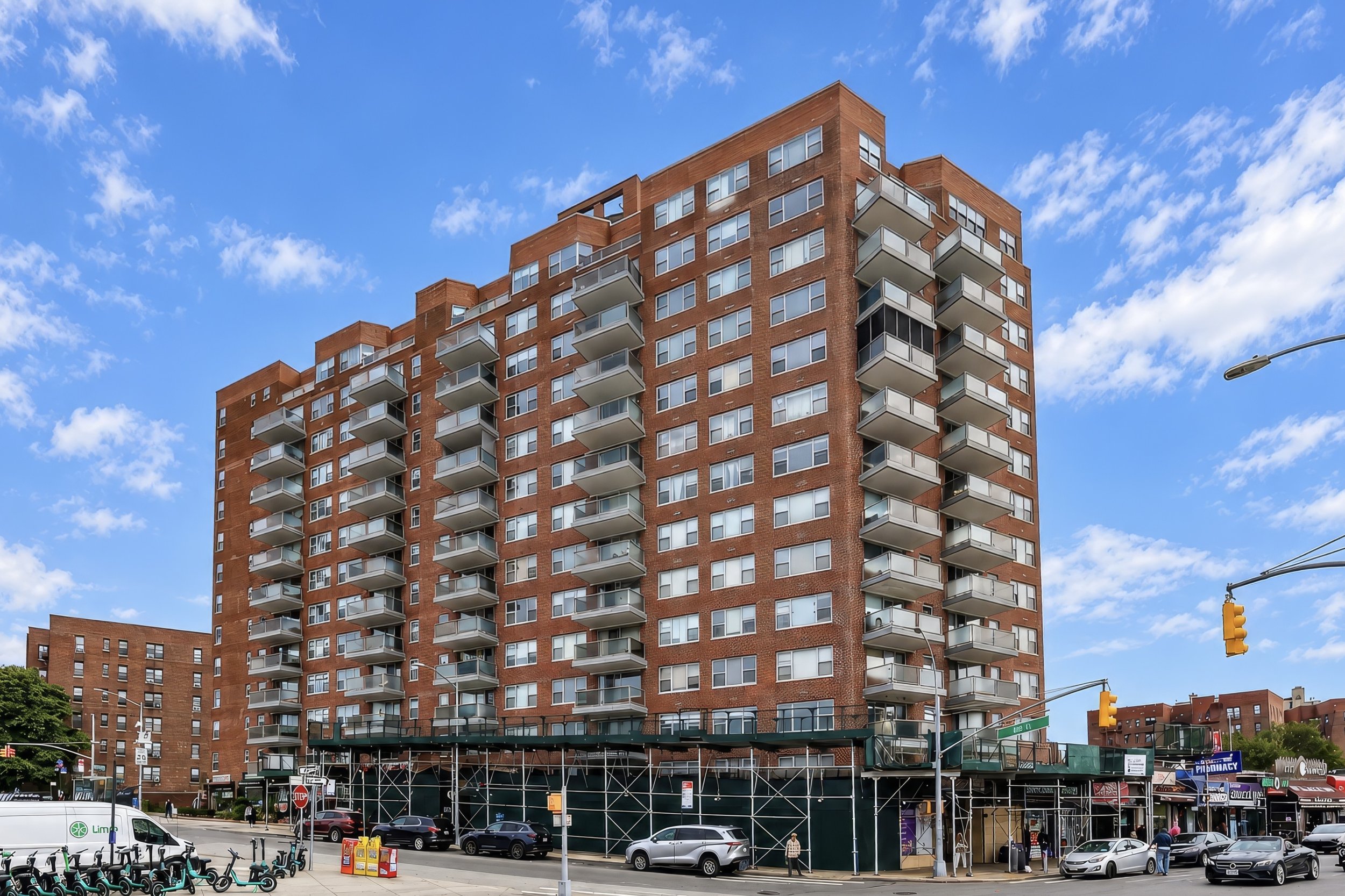 85-15 Main Street 10G, Briarwood, NY