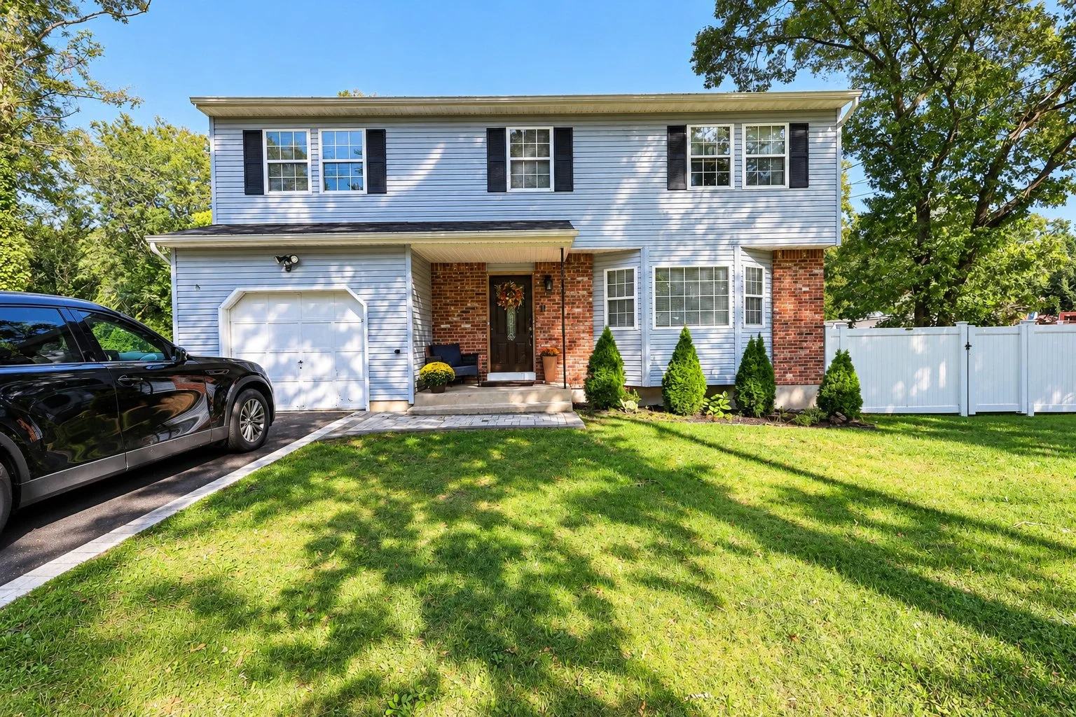 133-N-Titmus-Drive-Mastic-EXTERIOR-3-enhanced.jpg