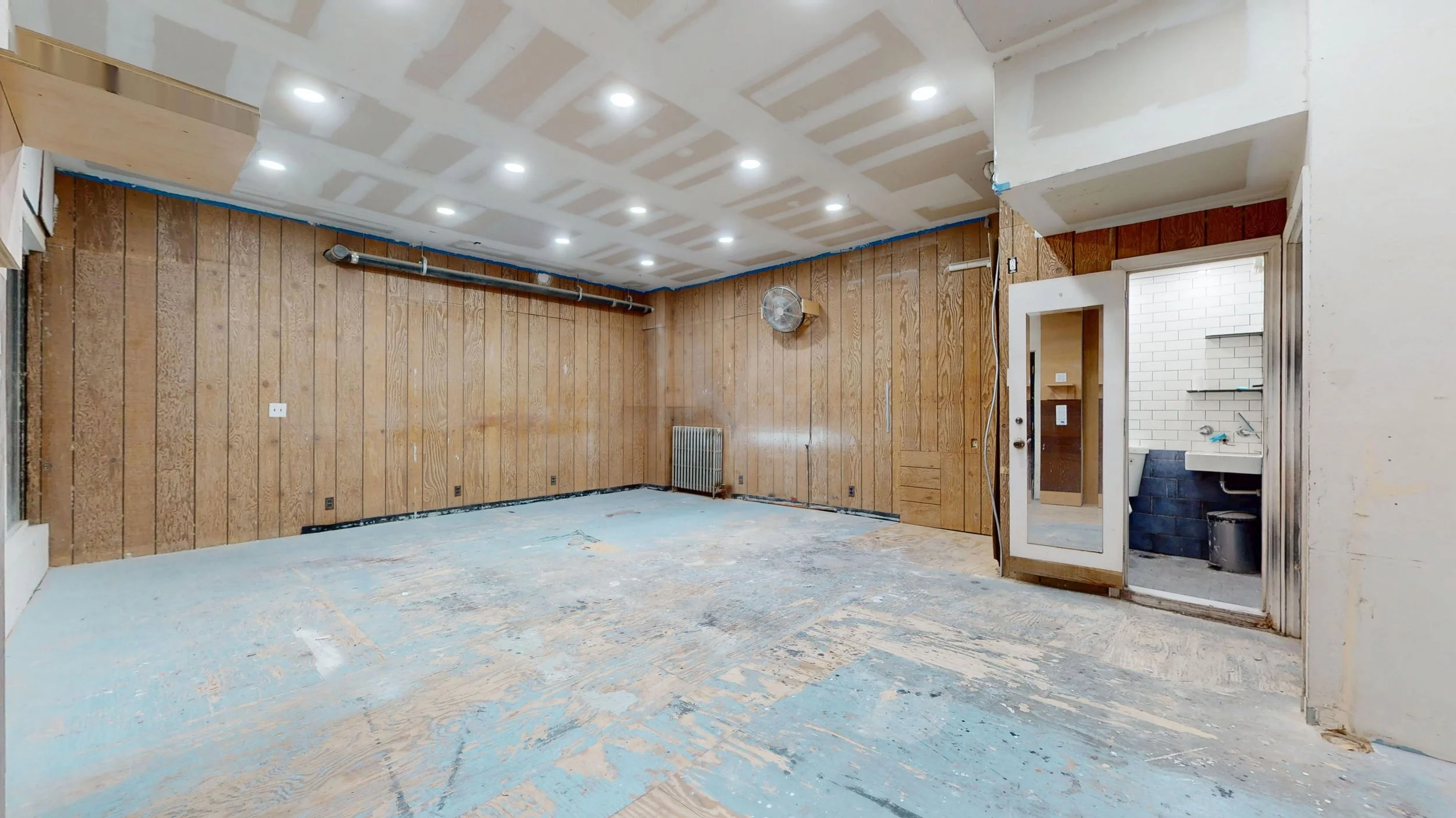16 - 65-19 Myrtle Avenue Storefront Smaller.jpg