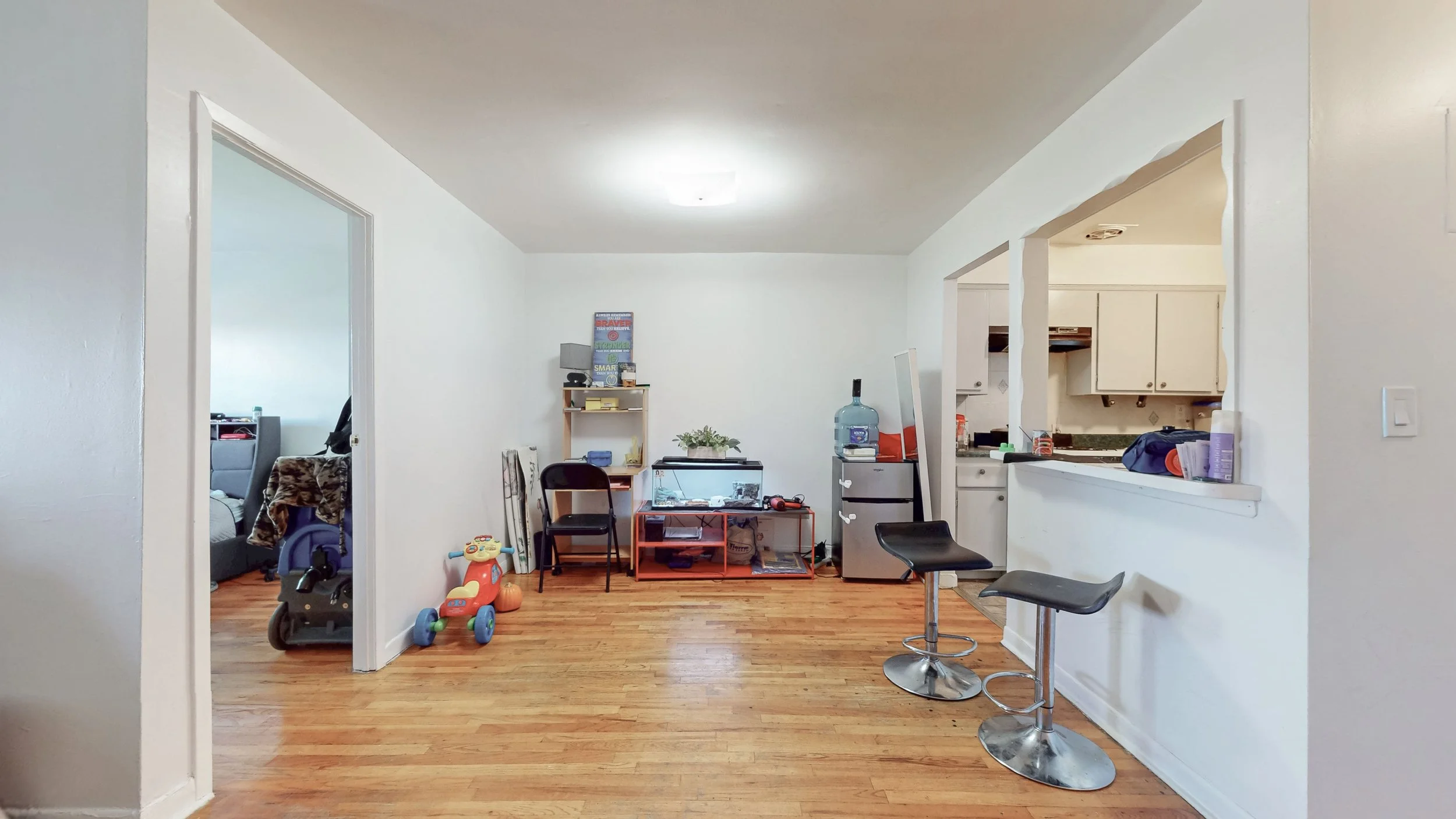 79-20-Kneeland-Avenue-Elmhurst-04192026_211332.jpg