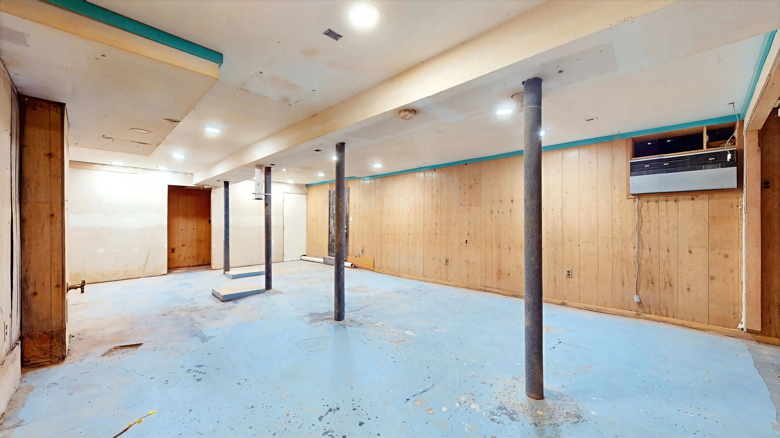 11 - 65-19 Myrtle Avenue Storefront Smaller.jpg