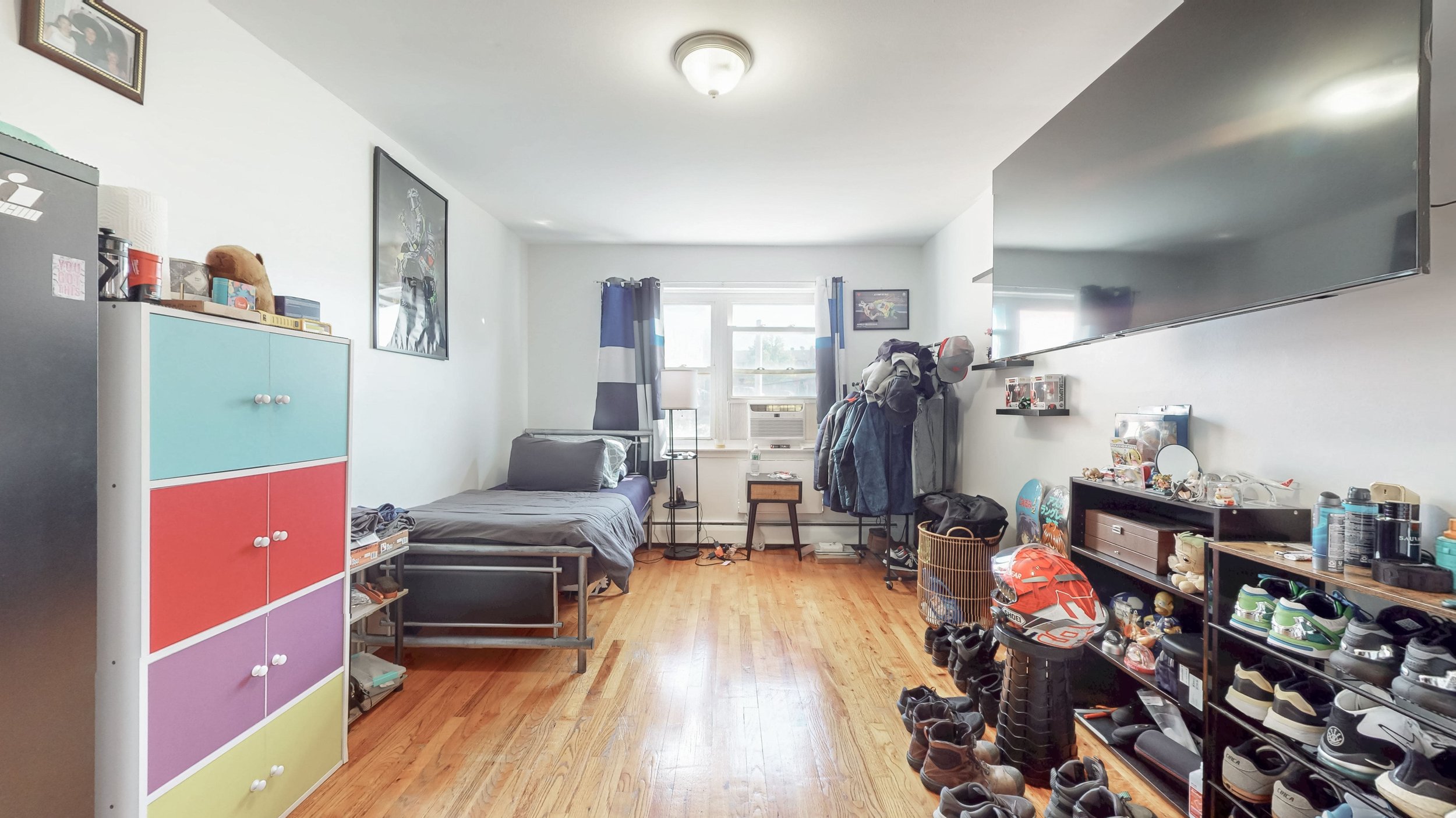 79-20-Kneeland-Avenue-Elmhurst-04192026_212014.jpg