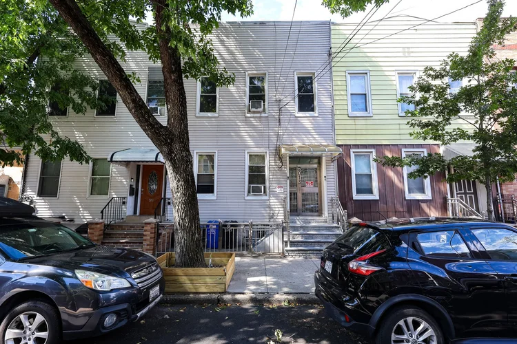 20-13 Greene Avenue 2Fl, Ridgewood, NY