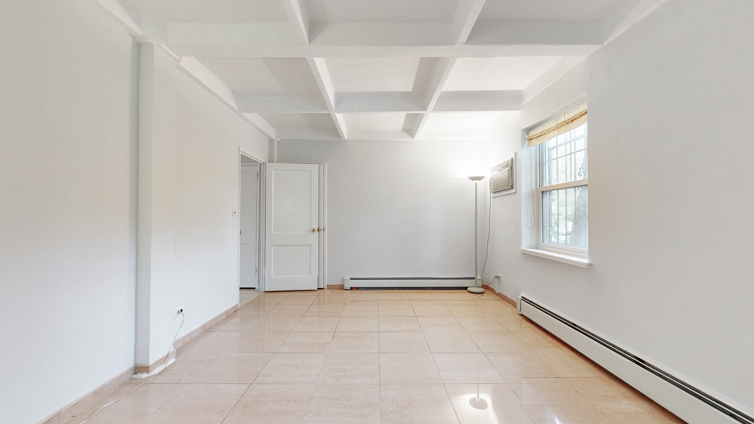 147-36-Charter-Road-Kew-Gardens-Hills-10122025_104609-min.jpg