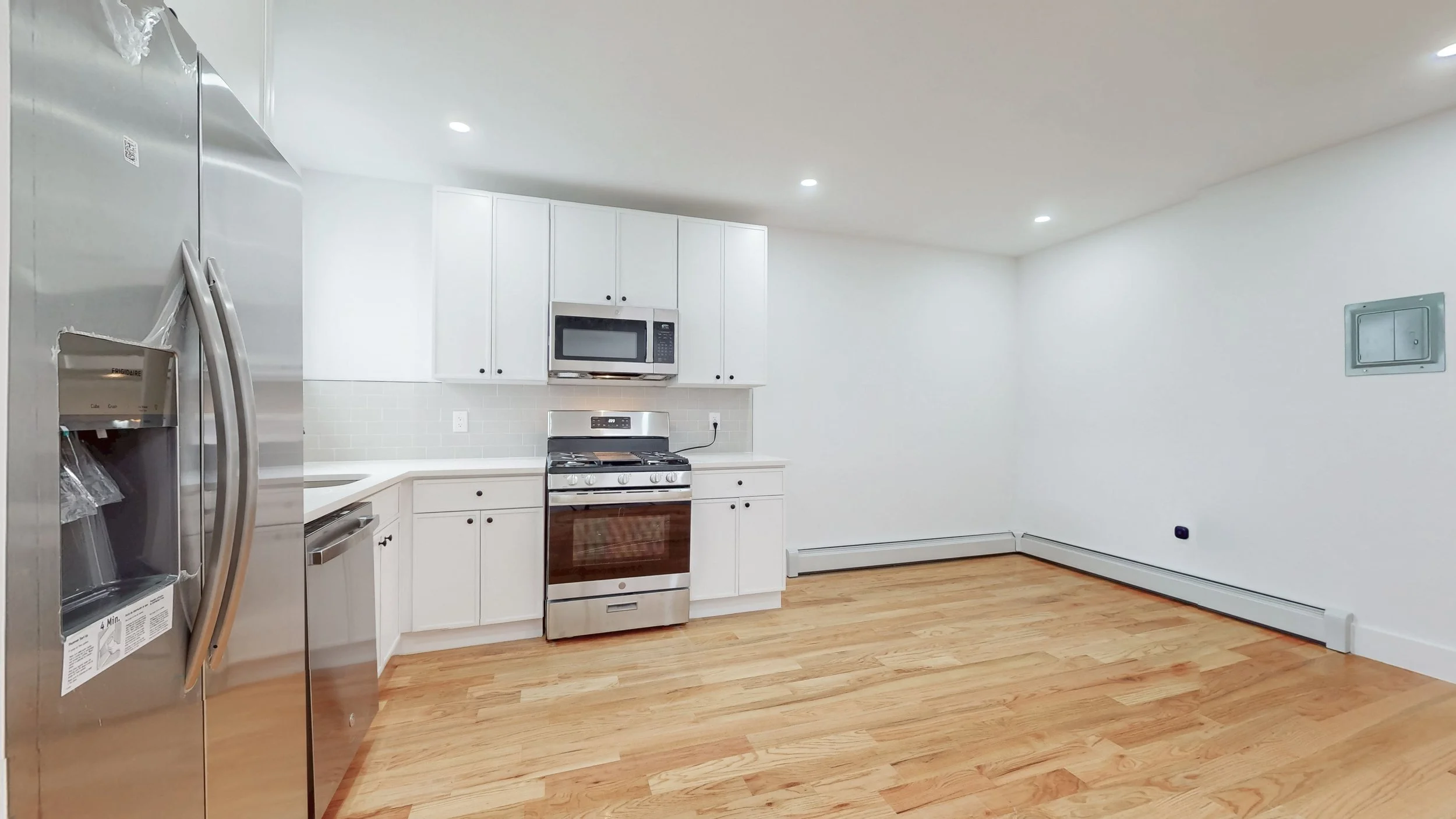 25-61-99th-Street-2nd-Fl-East-Elmhurst-05122026_124149.jpg