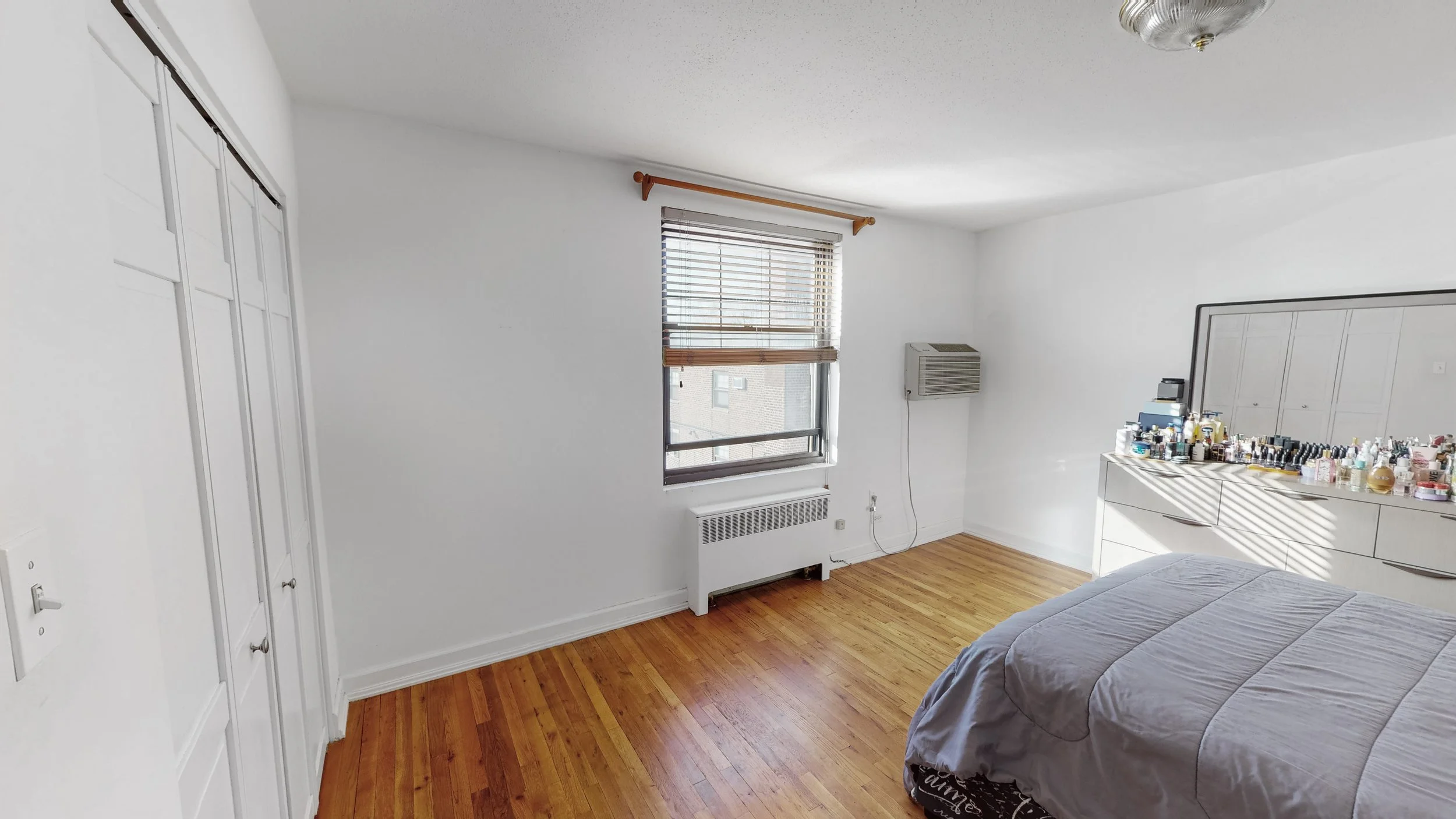 69-48-136th-Street-Apt-B-12042021_133255-Edit.jpg