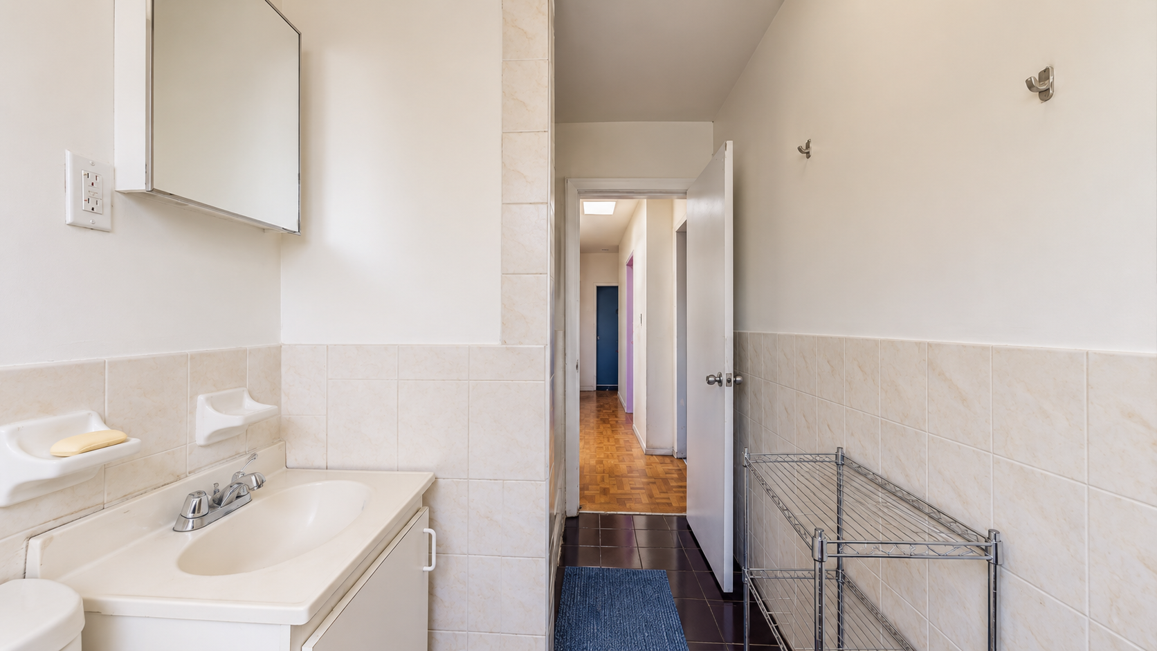 11 1213 Herkimer Street.png