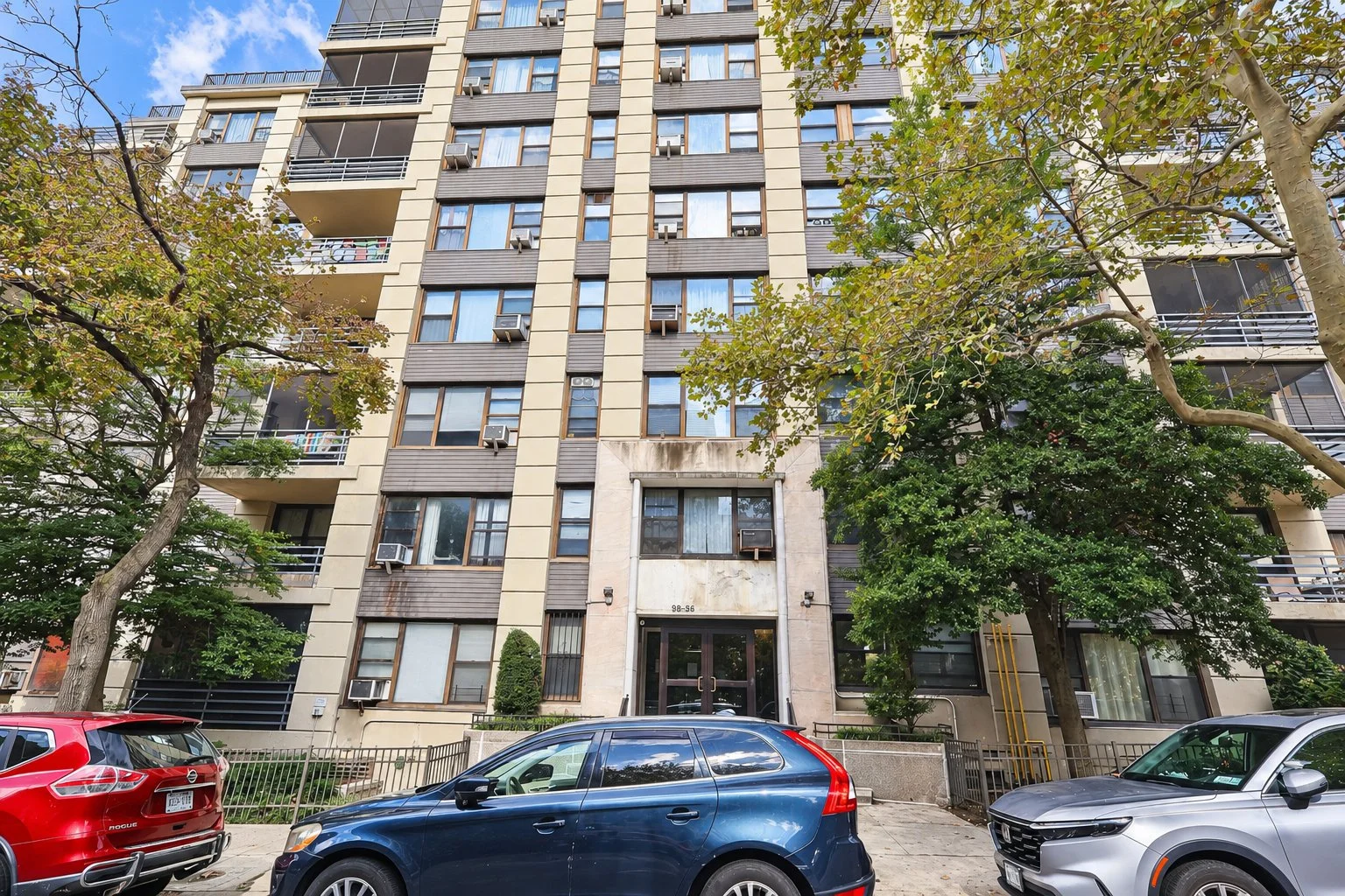 98-25-64th-Road-8C-Rego-Park-EXTERIOR-6.jpg