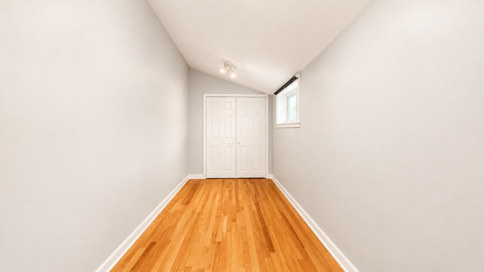 17 - 143-18 84th Avenue - Decluttered.png