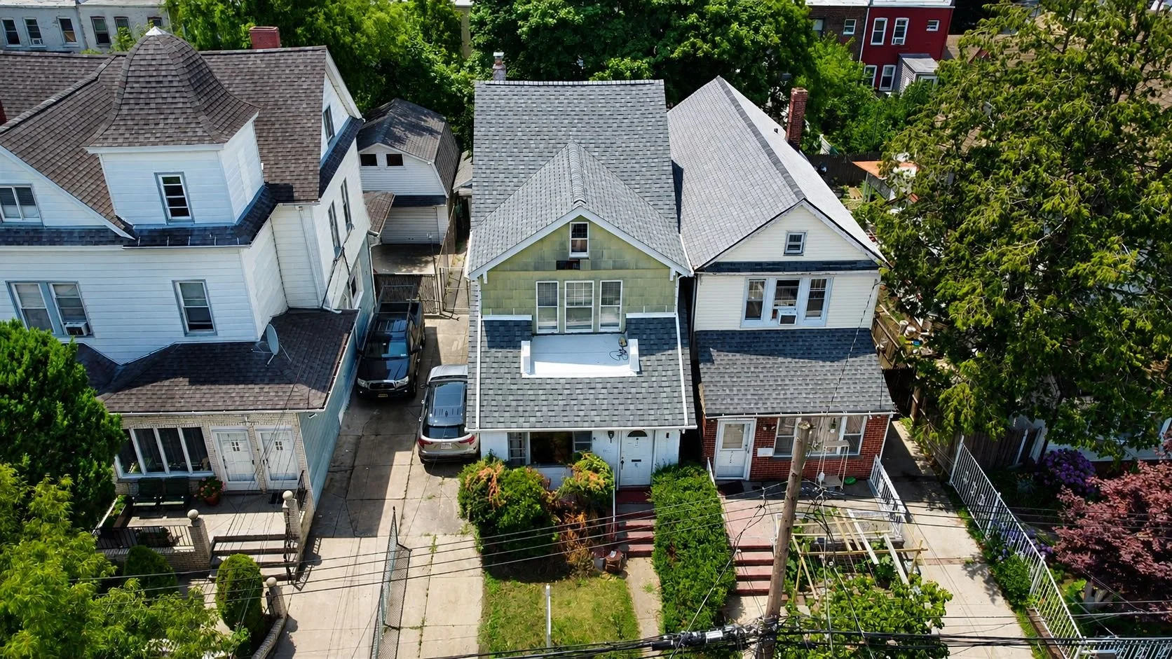 02 - 91-20 87th Street - Decluttered.jpg
