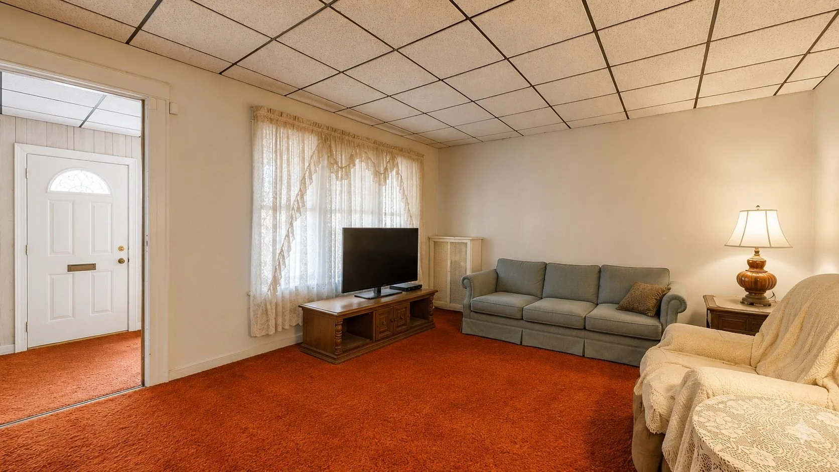 21 - 91-20 87th Street - Decluttered.jpg