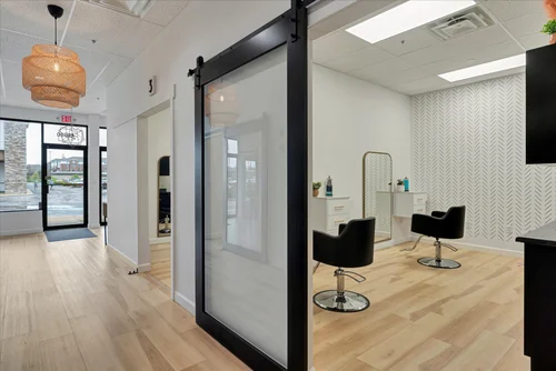 Rebel Roots Salon Suites