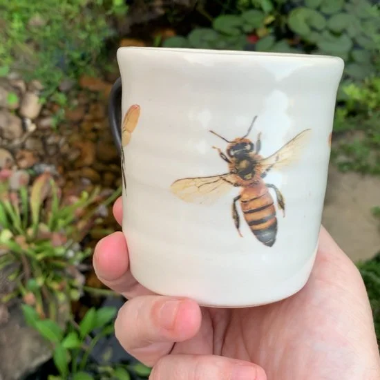 Honey_bee_mug.jpg