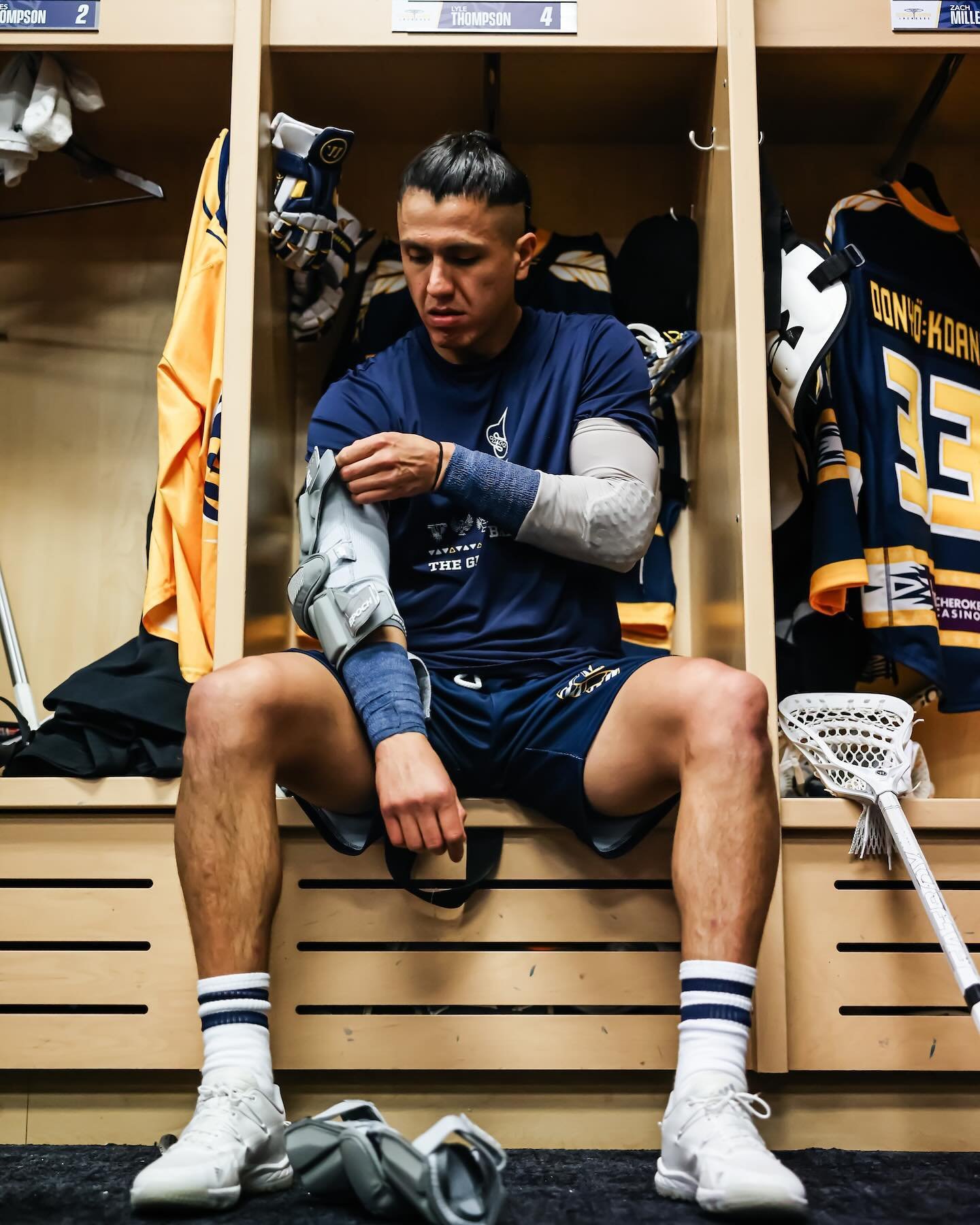 sports&middot;man&middot;ship
&nbsp;
fair and generous behavior or treatment of others, especially in a sports contest
&nbsp;
Congrats on six straight, @lyle4thompson 

📷 @ashergreenephoto
