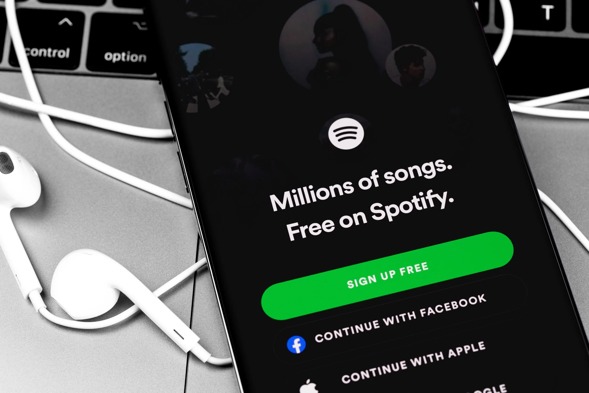 How Spotify Became the Biggest Music Platform in the World