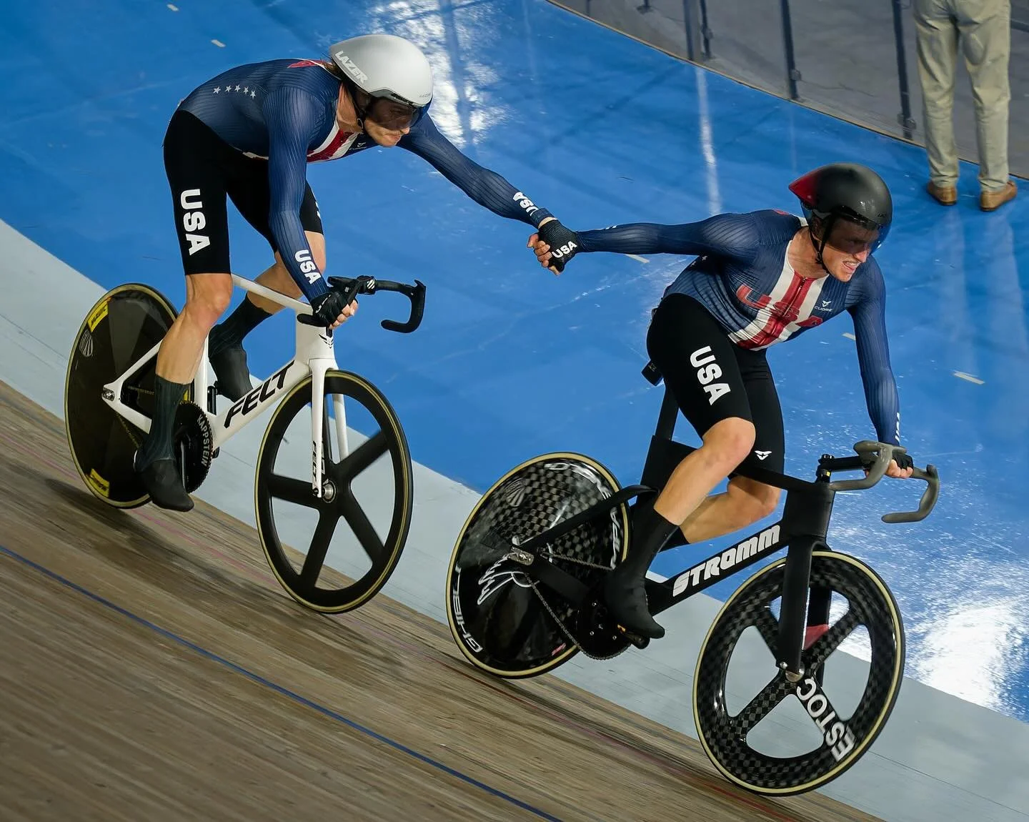 At the Milton Nations Cup we also had some athletes competing with their respective countries. For the Team Pursuit both @andersjohnson35 and @bethanymatsick rode for the United States each placing 6th. Our Canadian @math.guil also rode in the Team P