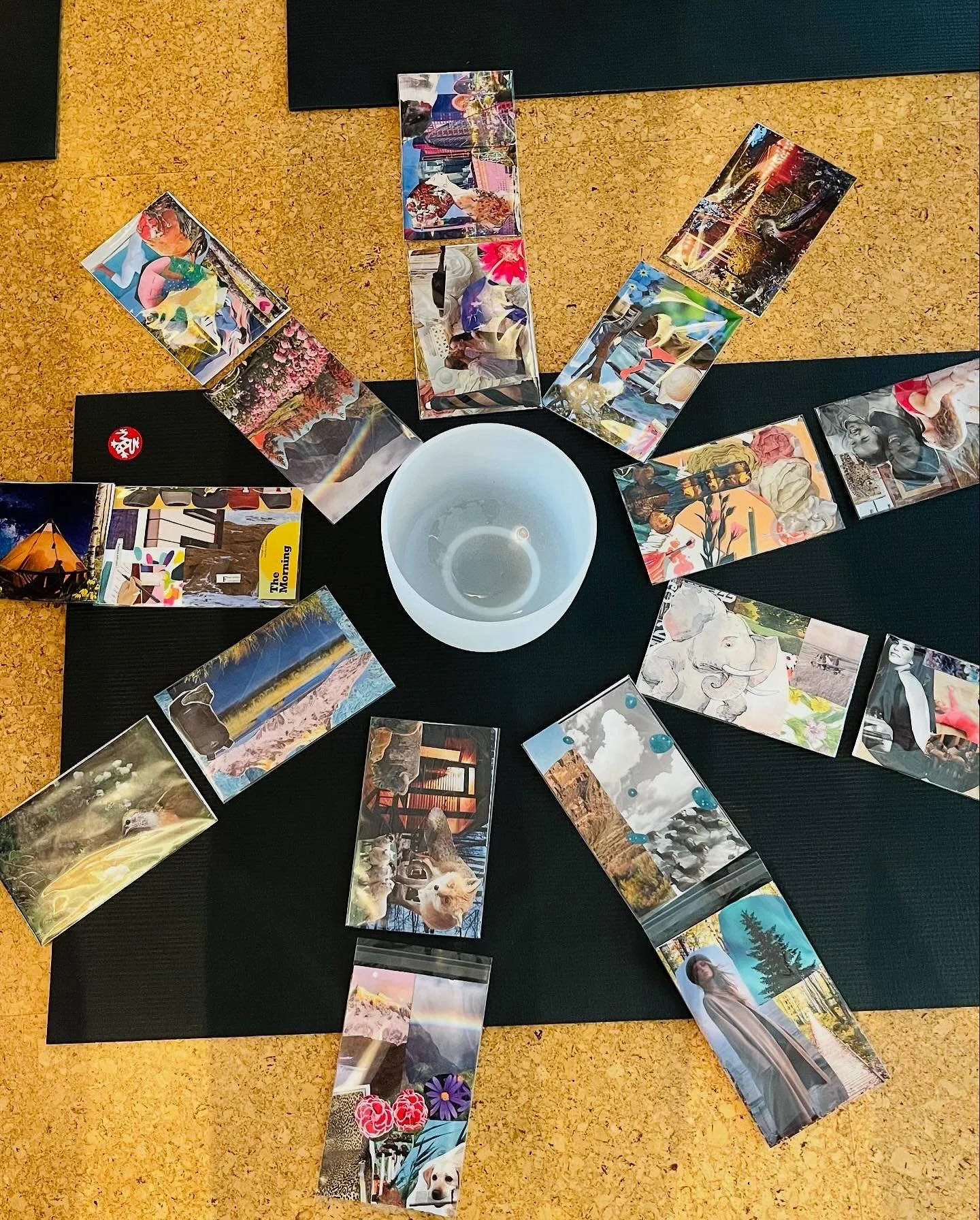 ✂️🌈🧘🥣 This afternoon I led a SoulCollage&reg; and Sound Bath experience for the amazing staff of @barre3columbus !

➡️ Looking for a fun, meaningful, mindful, connective experience for your team? I curate creative mindfulness-based programming for