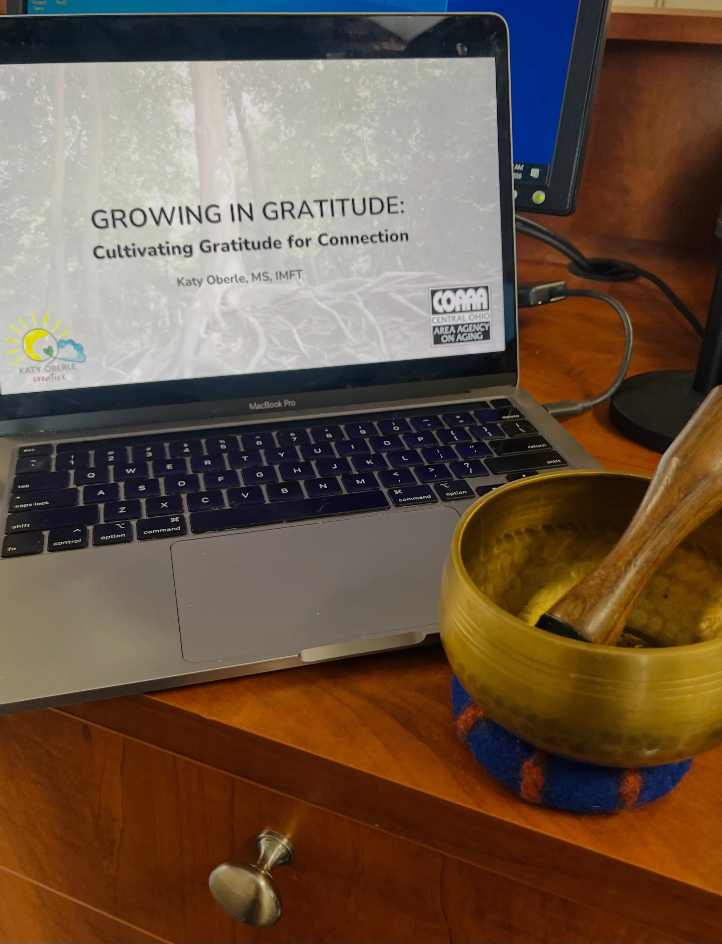 🙏Thanks, @coaaa_psa6 , for inviting me to share with your staff the benefits and practice of relational gratitude (a.k.a. mindfully cultivating appreciation for others at work and beyond). 

➡️ This practice is powerful: 

✨Relational gratitude redu