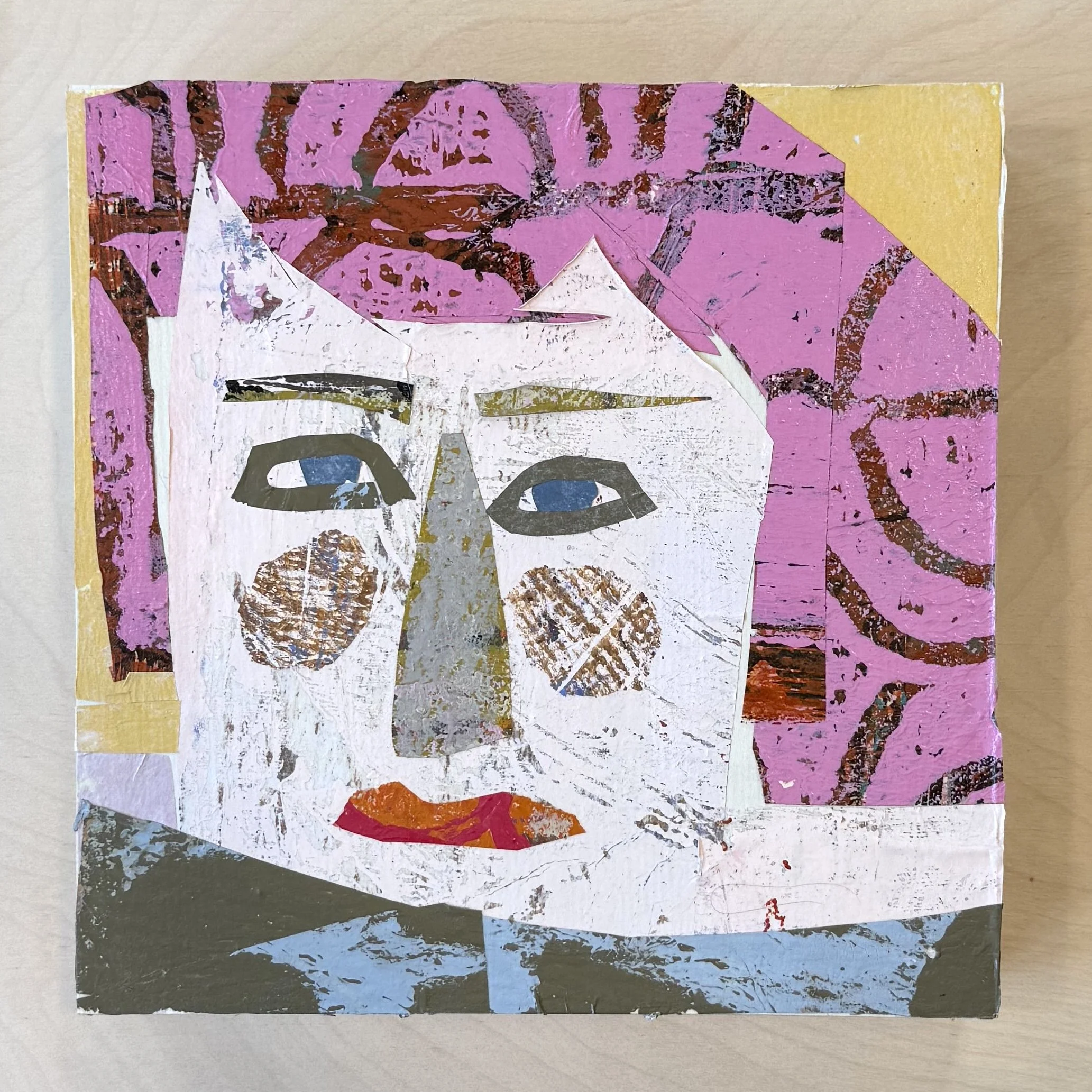 8x8_peep_117.jpg
