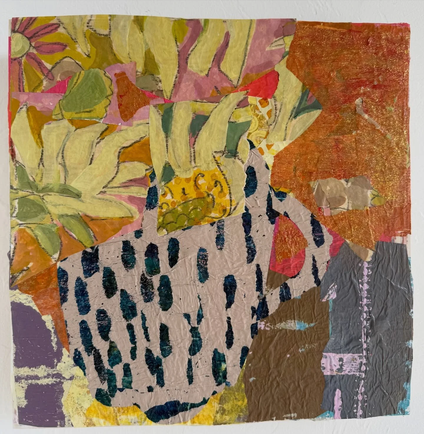 &lsquo;I Could Be a Florist&rsquo;
Collage on cradled wood  12&rdquo;x12&rdquo;
Lil&rsquo;Gem is now available in the store on my website. Go to link in my bio.🧡
#wildflowers 
#collageoftheday 
#boldcolors 
#statementpiece 
#abstractcontemporary