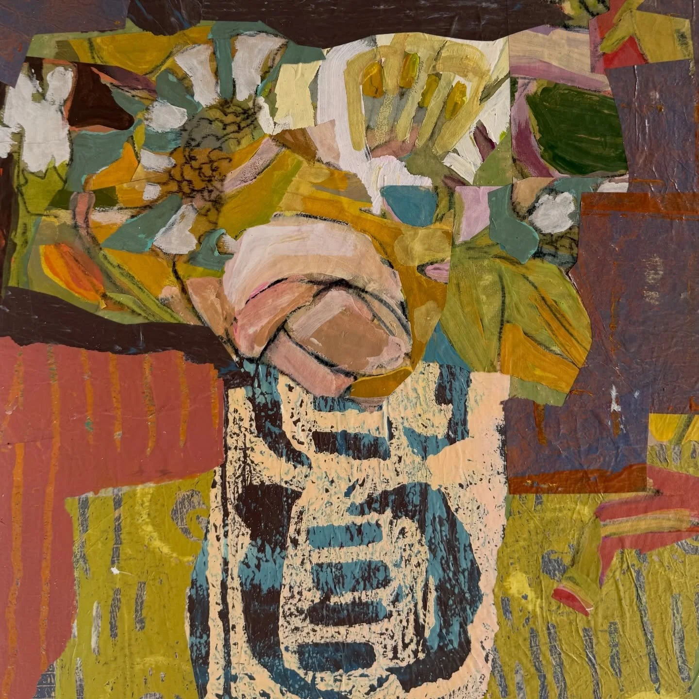 Mixed media collage on cradled wood. 12&rdquo;x12&rdquo; these aren&rsquo;t my usual colors. A little out of my comfort zone which is good of course..Lots of earth tones. 🤎
#wildflowers  #abstractcollage #artcollector #artoninstagram #inspiration