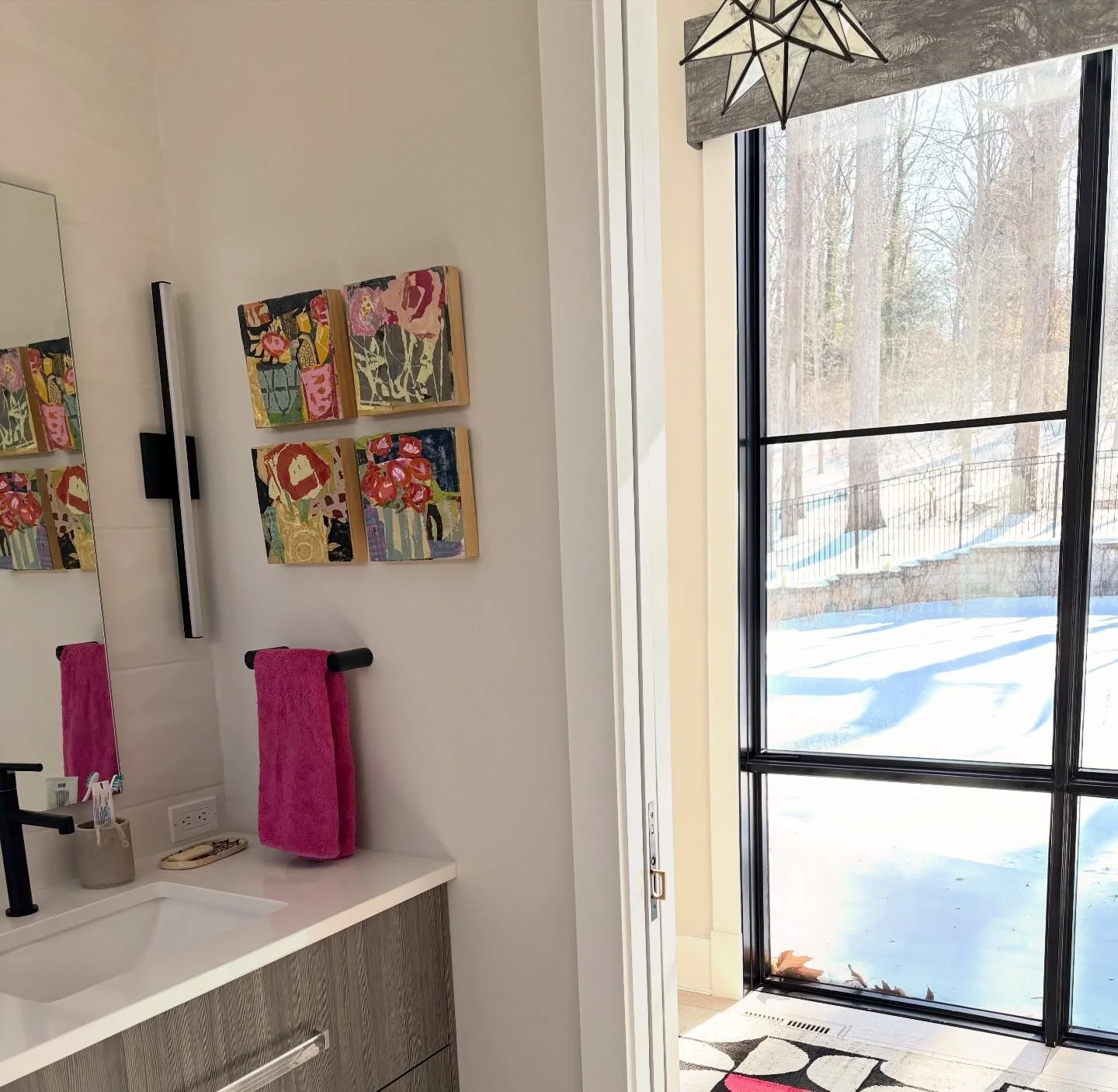 4 Lil&rsquo; Gems brightening up a master bathroom on a cold winter&rsquo;s day in Wash DC. 🧡🩷

#interiordesigninspiration 
#statementpieces 
#abstractfloral 
#boldcolors