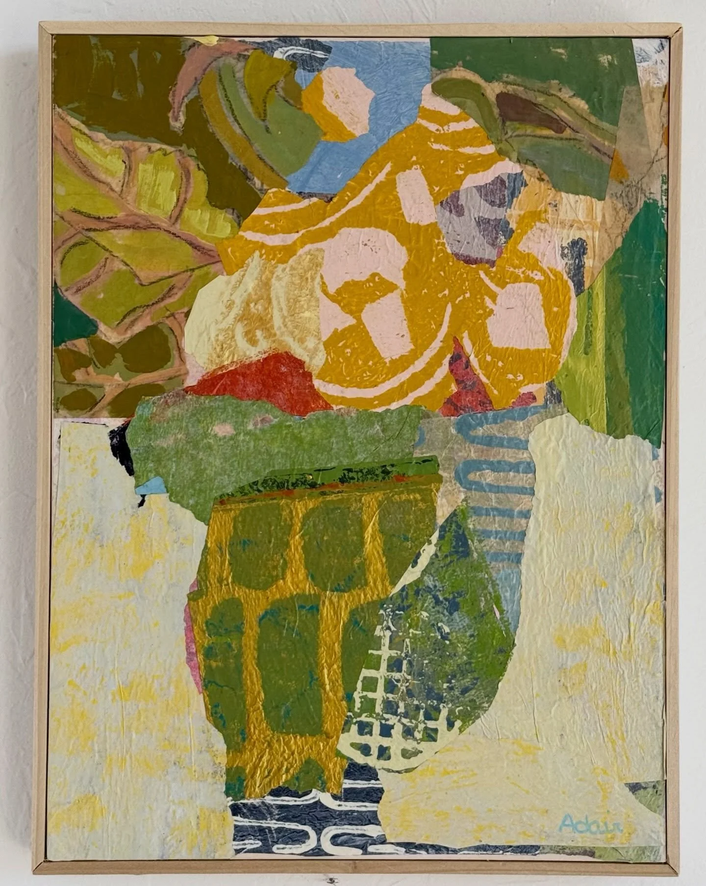 Mixed media collage on cradled wood 16&rdquo;x12&rdquo;
from the Lil&rsquo; Gem collection 🧡

#interiordesigners 
#printsandpatterns 
#collage 
#statementpiece 
#artcollector