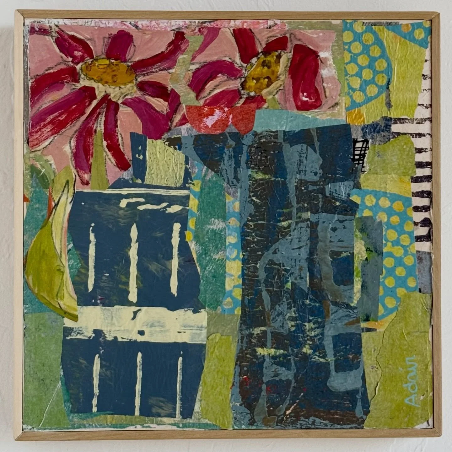 Mixed media collage on cradled wood
12x12
This painting is made up of hand designed paper from my mono print scrap box &amp; a torn up flower painting.🧡
#contemporyart 
#abstractflowers
#naplesinteriordesign 
#naplesart 
#boldart