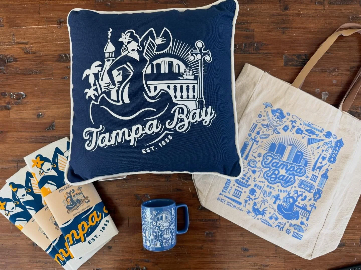 Roses are red ❤️
My mugs are blue 💙
Do you love Tampa? 💕
I&rsquo;ve got gift ideas for you! 🎁

#ilovetampabay #shoplocal #locallove #tampaartist #screenprinted