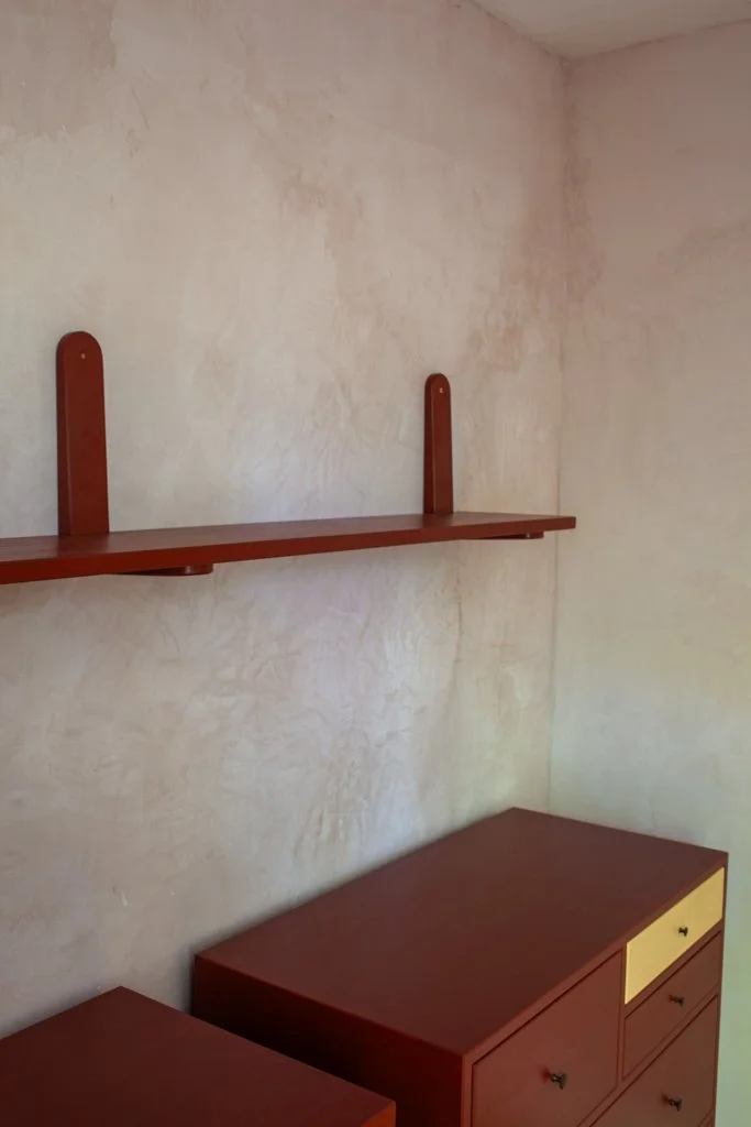 fin-side-table-09.jpg