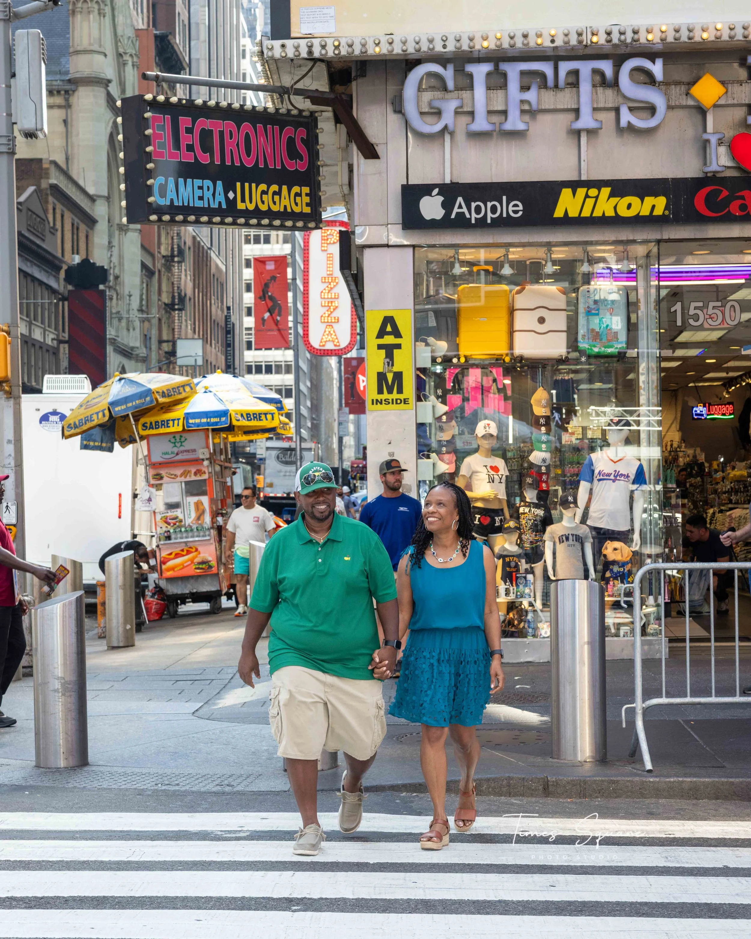Times Square Photo Studio 9463-6.jpg