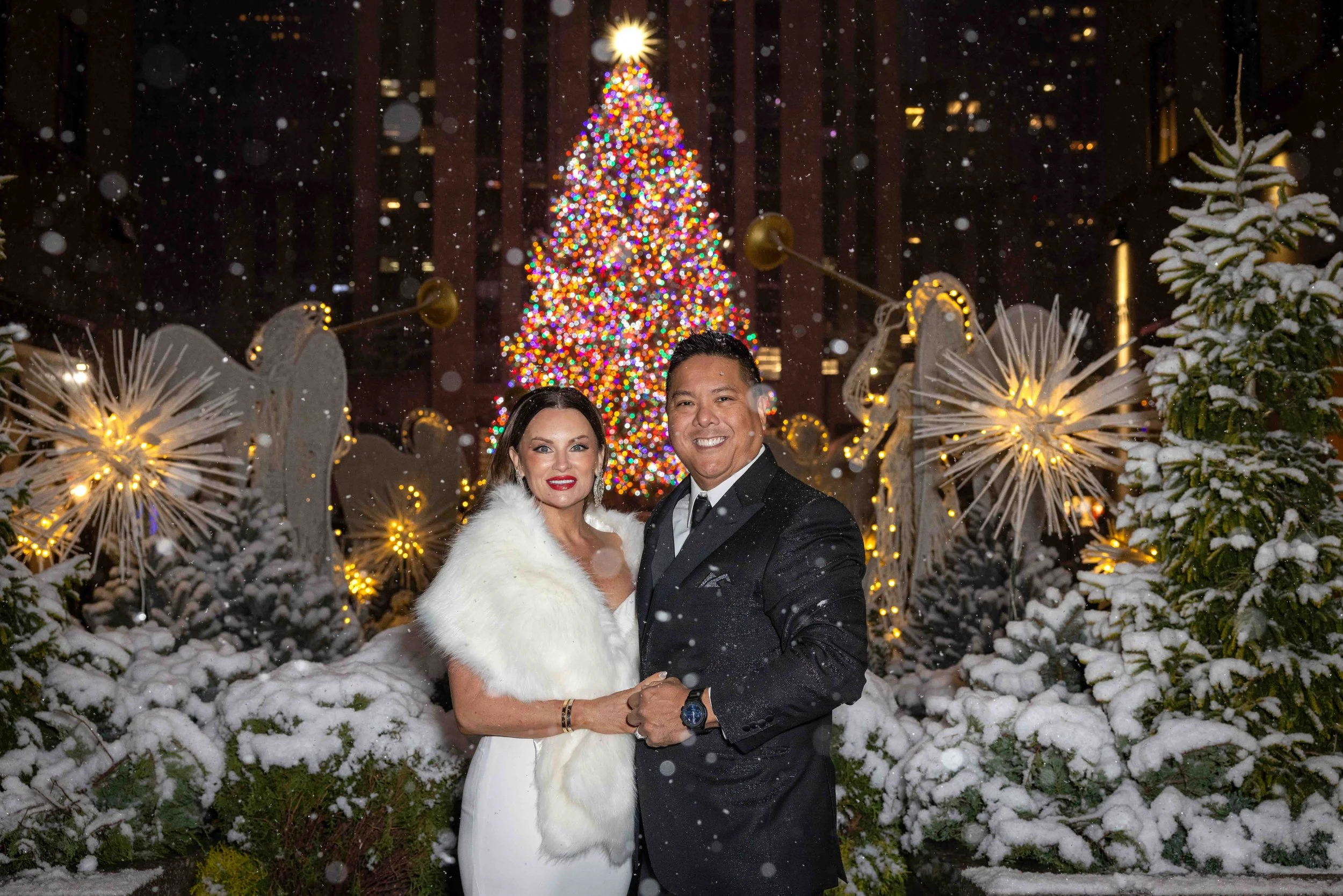 Capture your Christmas memories with a photoshoot at the most iconic holiday-decorated locations in New York City, including Rockefeller Center, Radio City, and other festive spots.